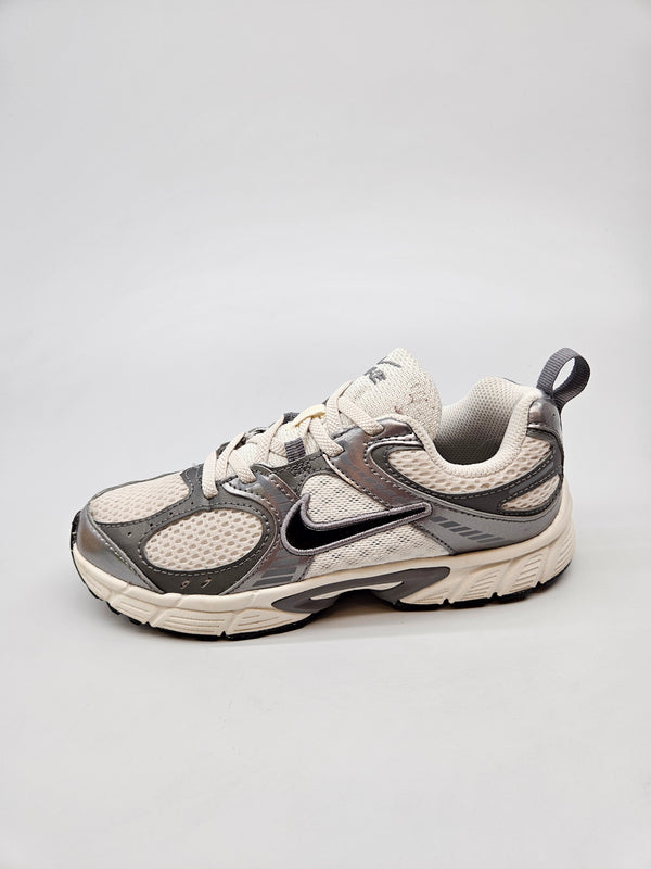 NIKE ORIGINAL PATIKI BR 33.5