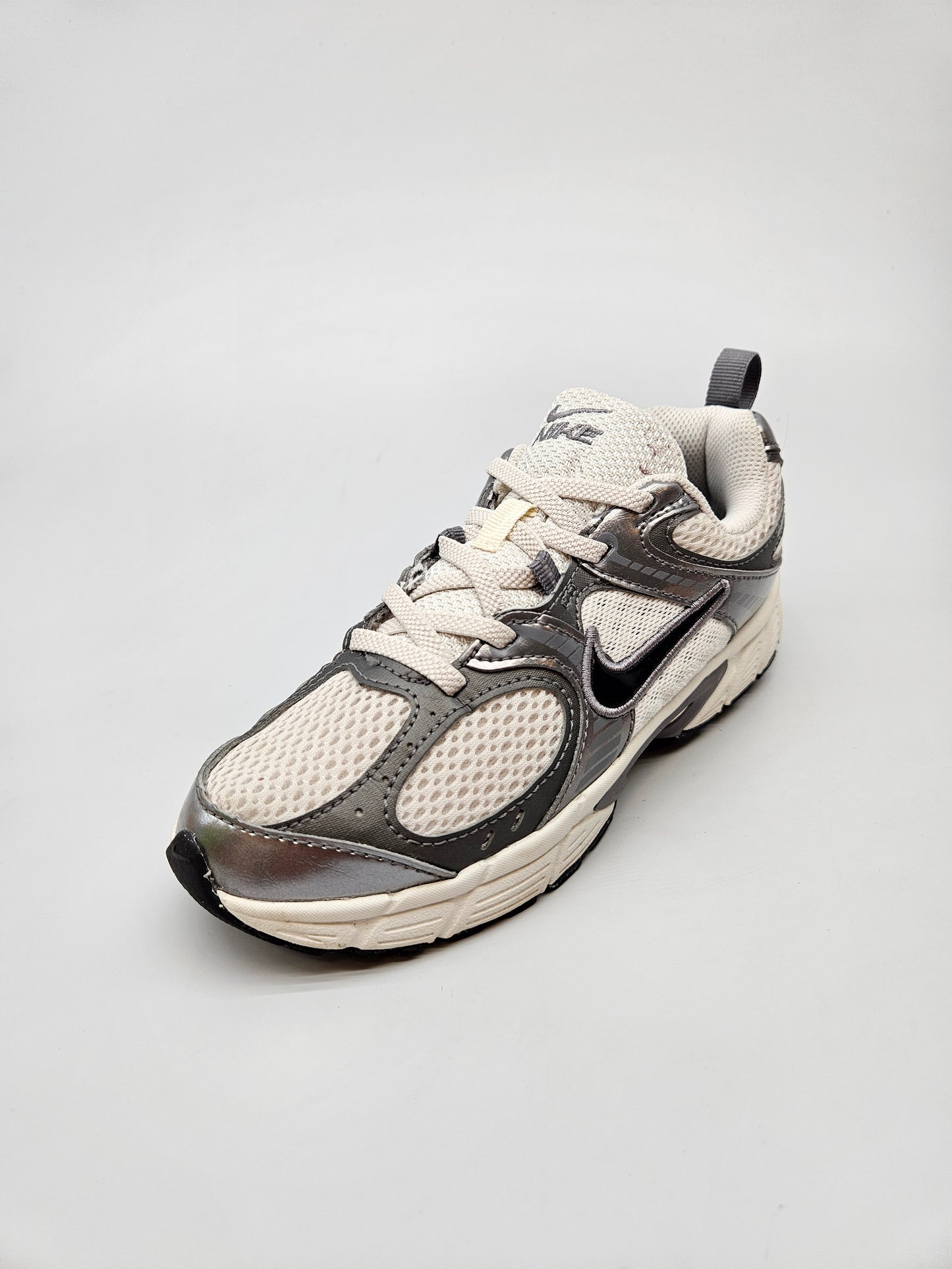 NIKE ORIGINAL PATIKI BR 33.5