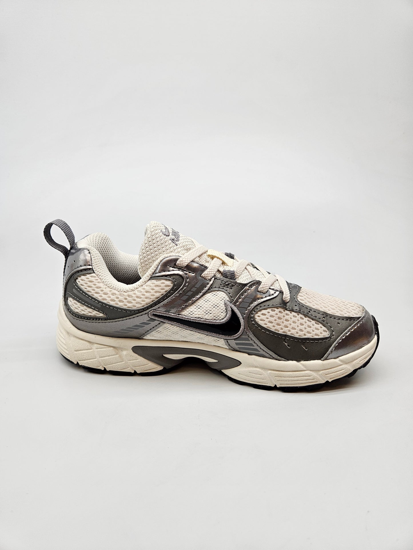 NIKE ORIGINAL PATIKI BR 33.5