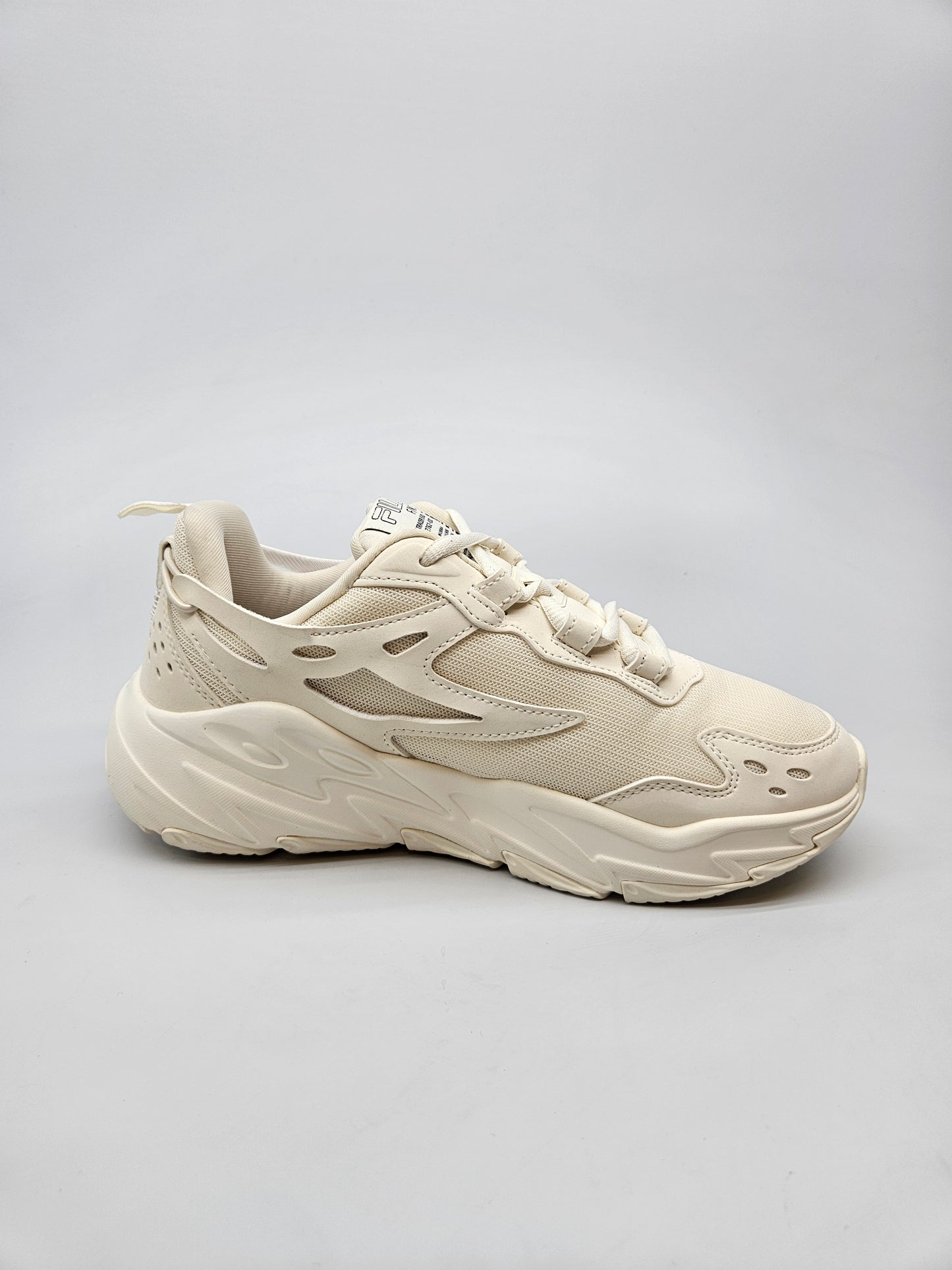 FILA NOVI ORIGINAL PATIKI BR 38.5