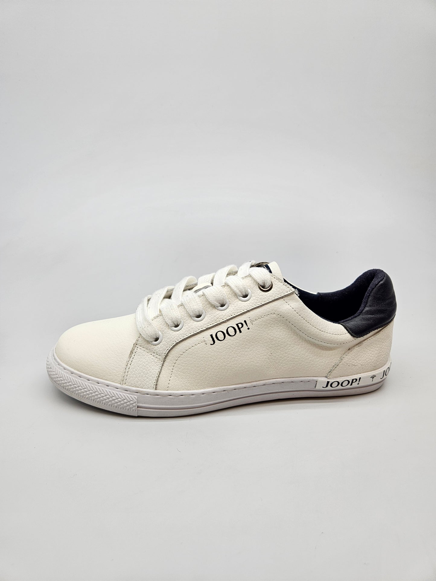 JOOP NOVI ORIGINAL PATIKI BR 39
