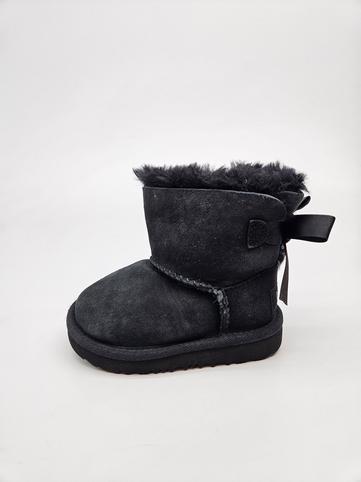 UGG AUSTRALIA ORIGINAL KOZNI CIZMI BR 23
