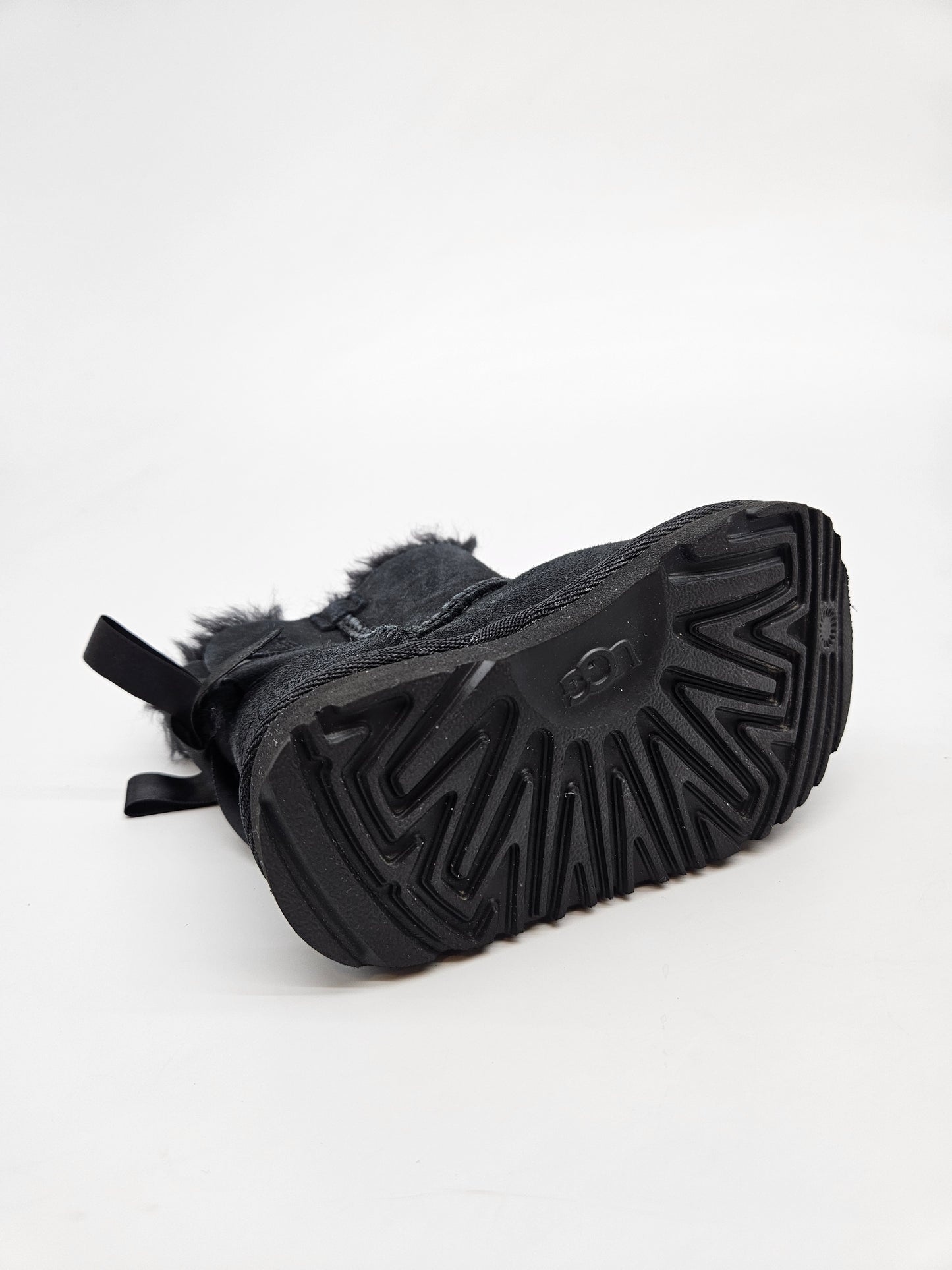 UGG AUSTRALIA ORIGINAL KOZNI CIZMI BR 23