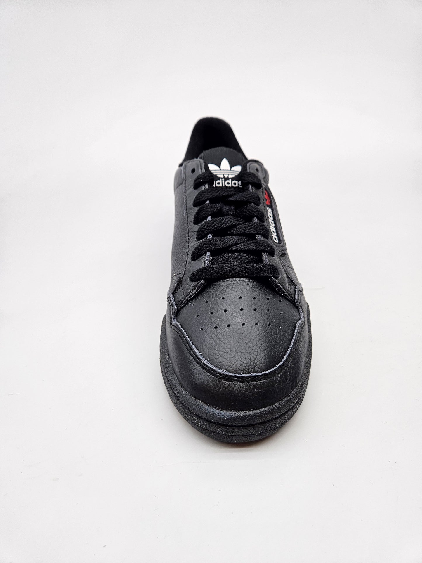 ADIDAS NOVI ORIGINAL PATIKI BR 37