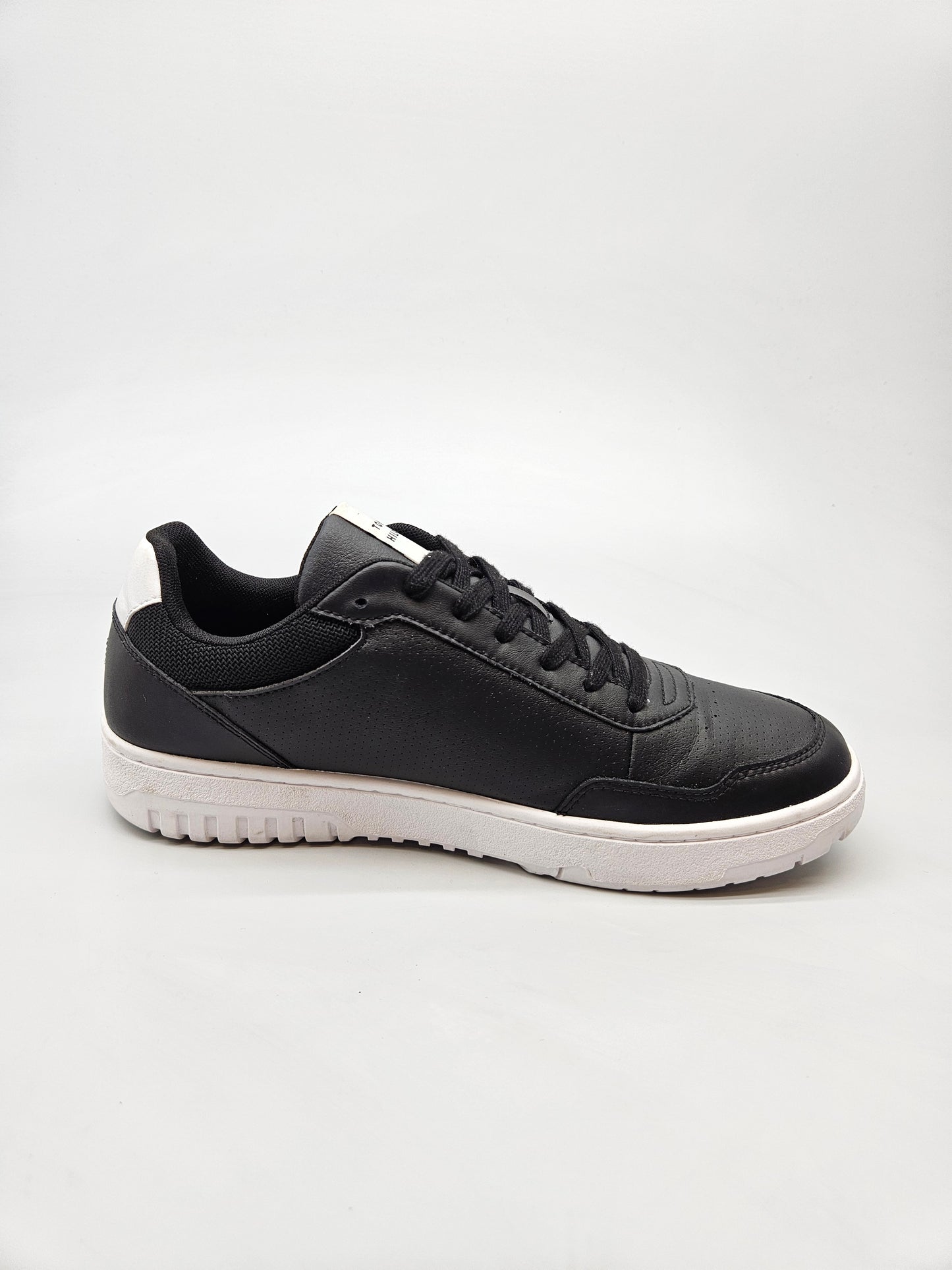 TOMMY HILFIGER ORIGINAL PATIKI BR 42
