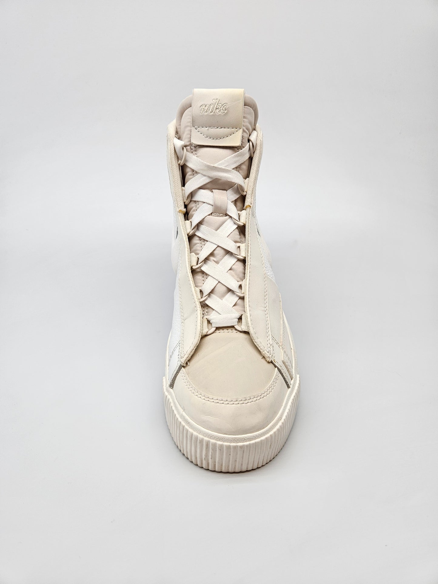 NIKE NOVI ORIGINAL PATIKI BR 39