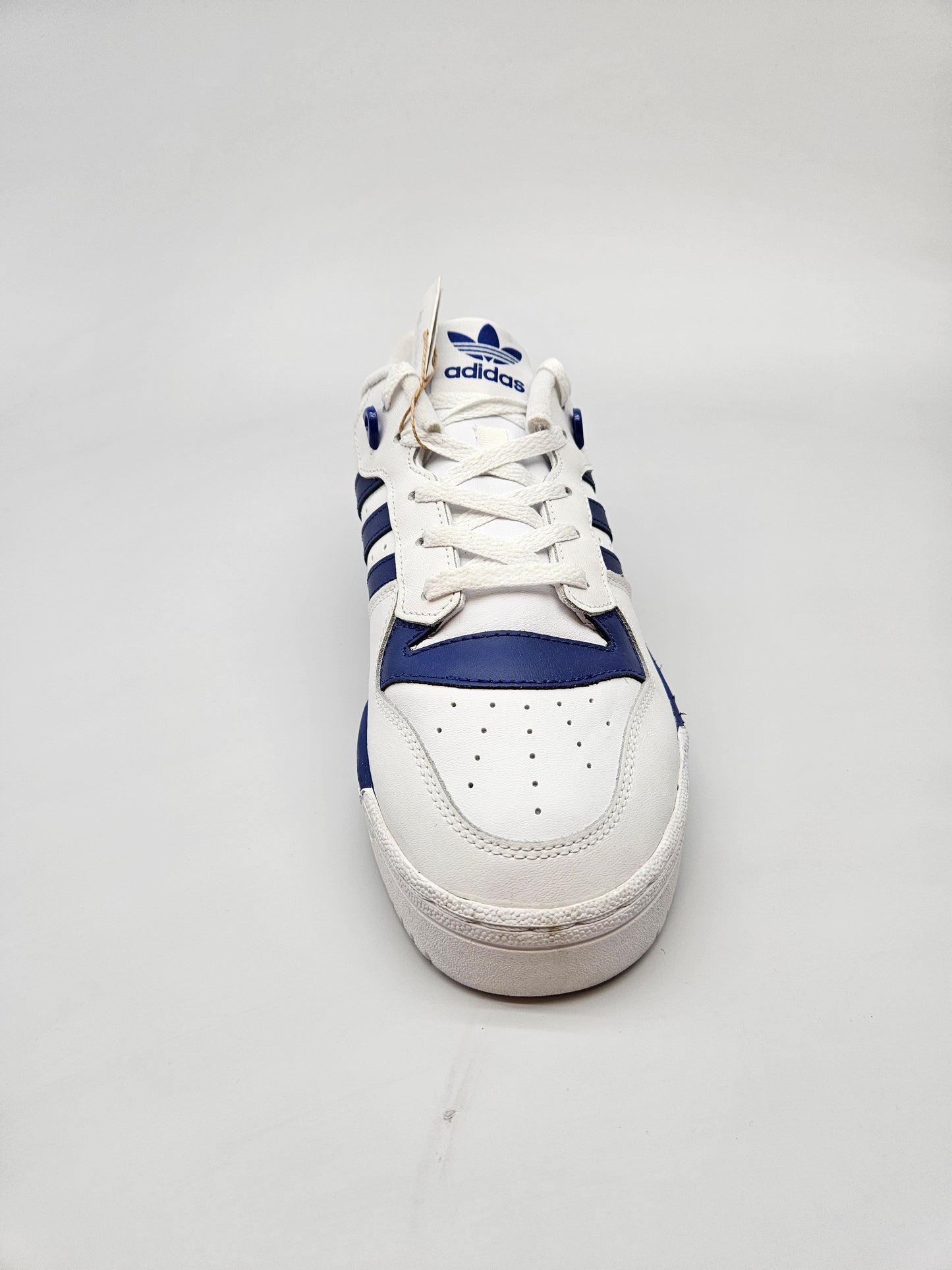 ADIDAS NOVI ORIGINAL PATIKI BR 42