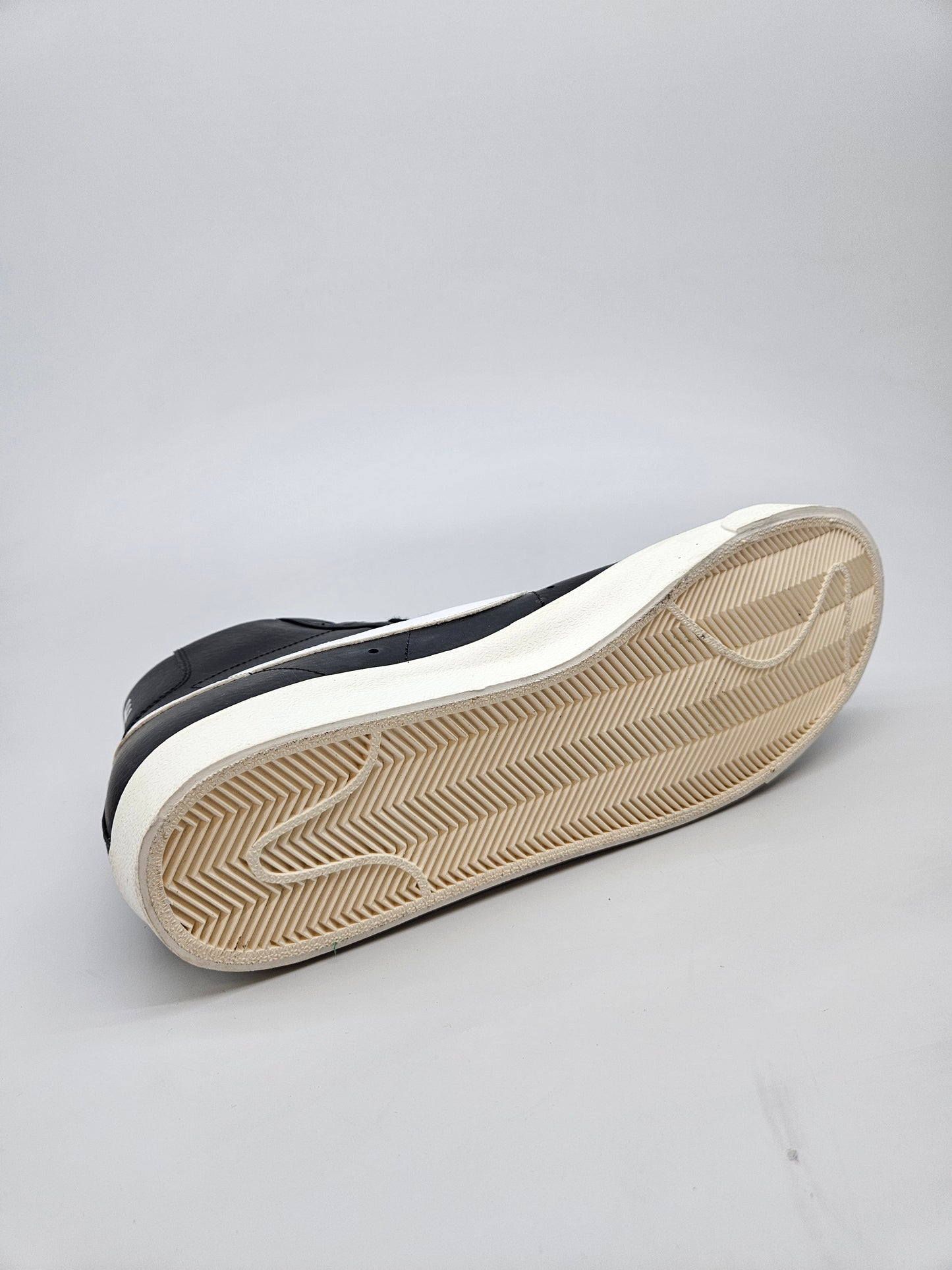NIKE NOVI ORIGINAL PATIKI BR 47