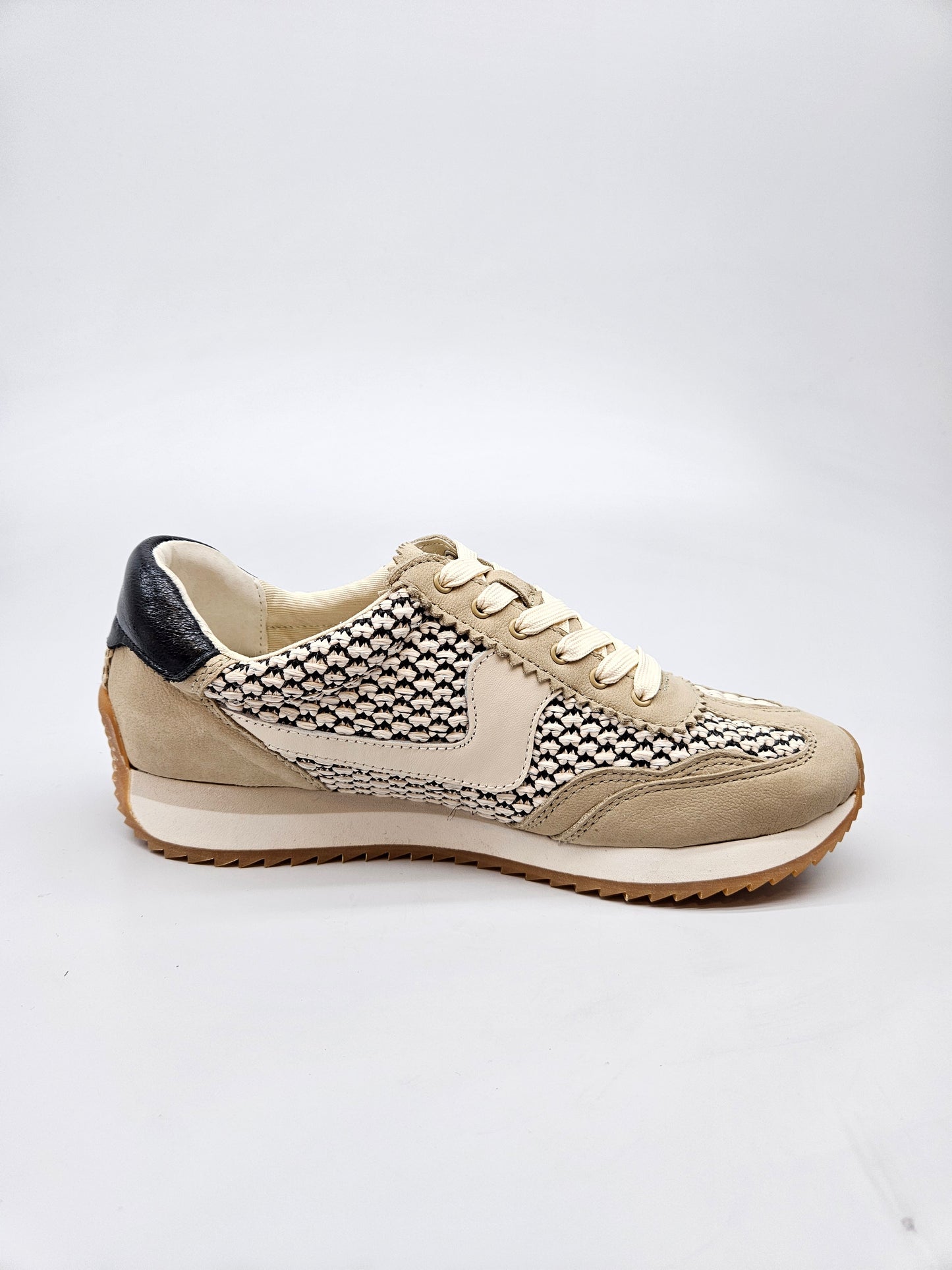 DOLCE VITA NOVI ORIGINAL PATIKI BR 37