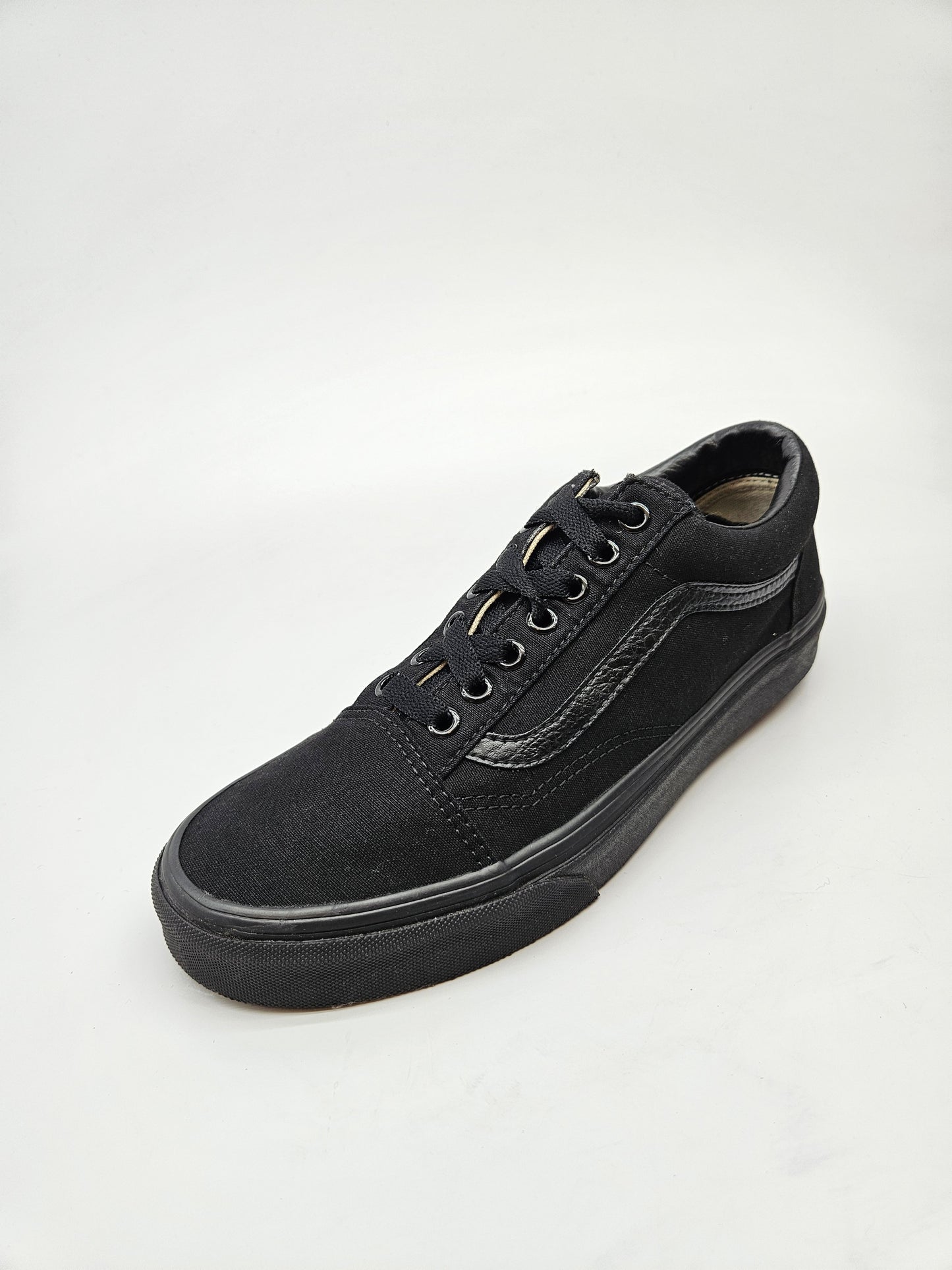 VANS NOVI ORIGINAL PATIKI BR 39