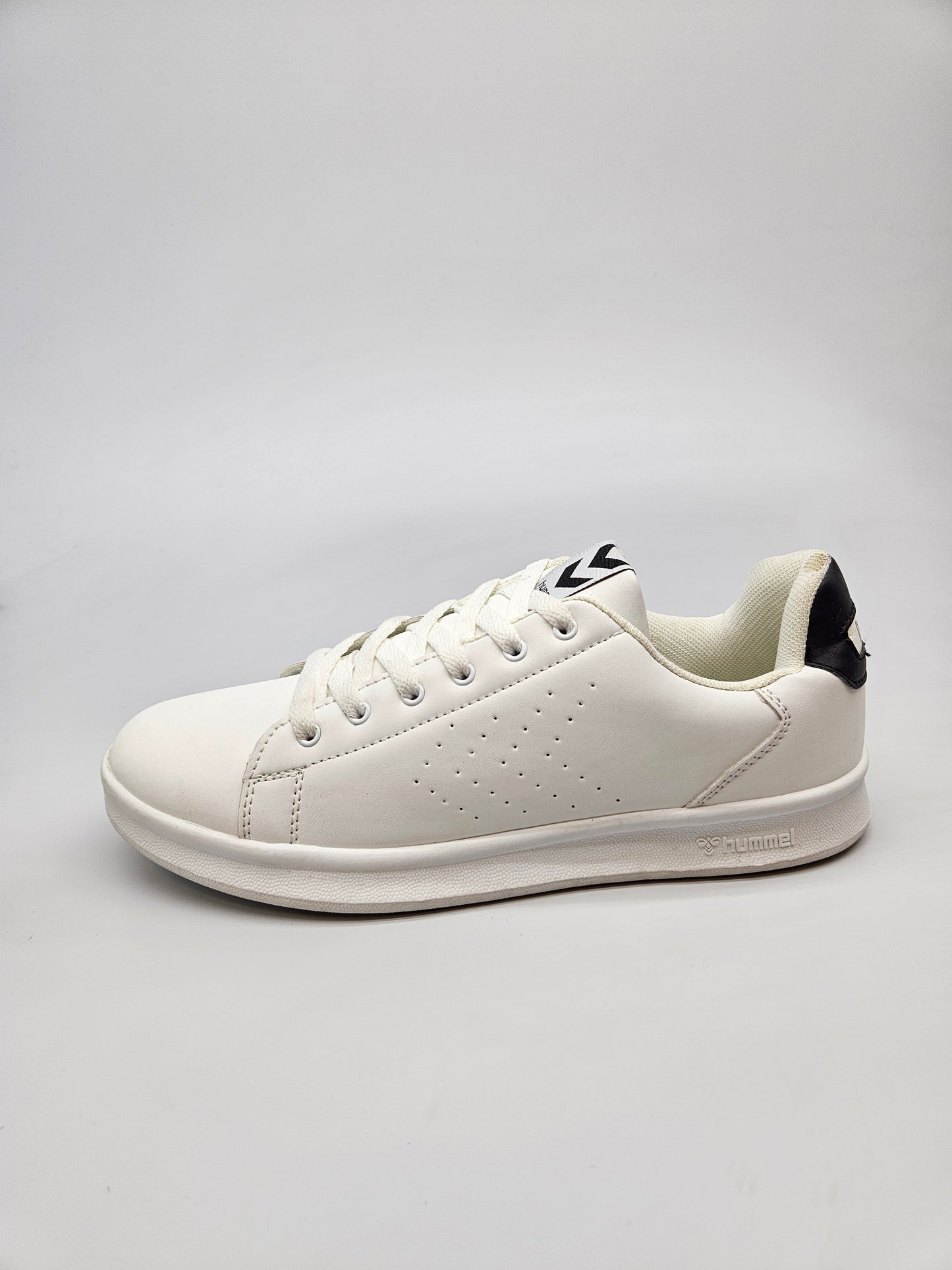 HUMMEL NOVI ORIGINAL PATIKI BR 40