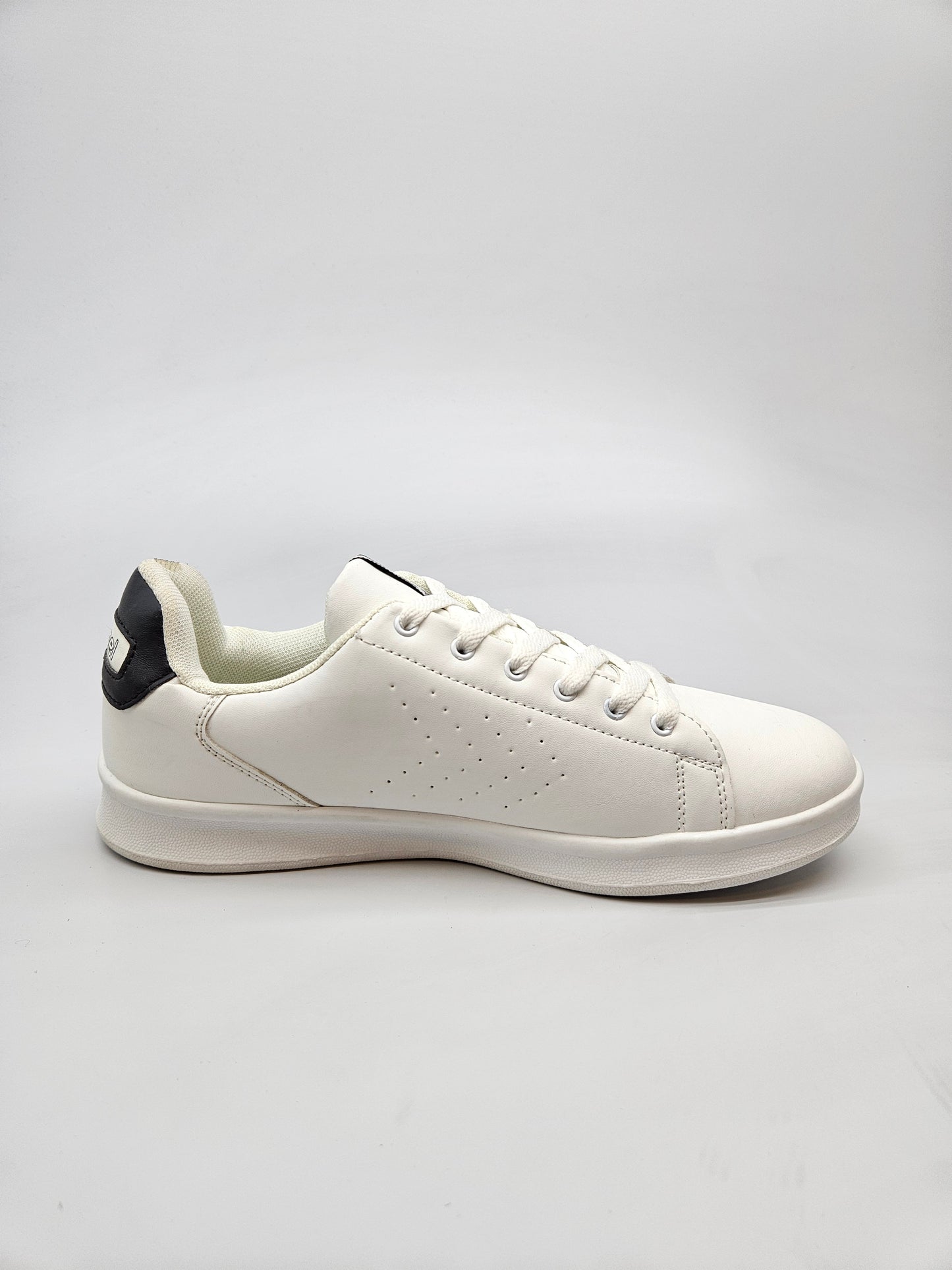 HUMMEL NOVI ORIGINAL PATIKI BR 40