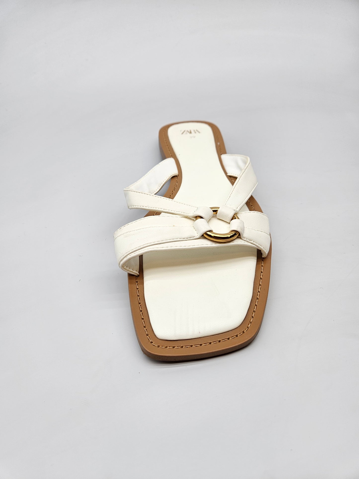 ZARA NOVI ORIGINAL VLECKI BR 39