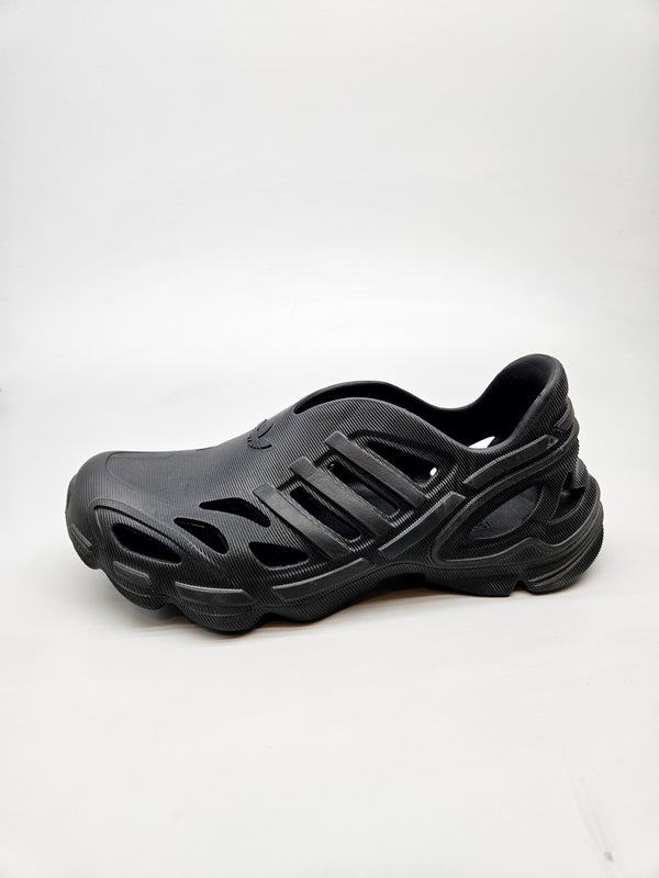 ADIDAS NOVI ORIGINAL PATIKI BR 41