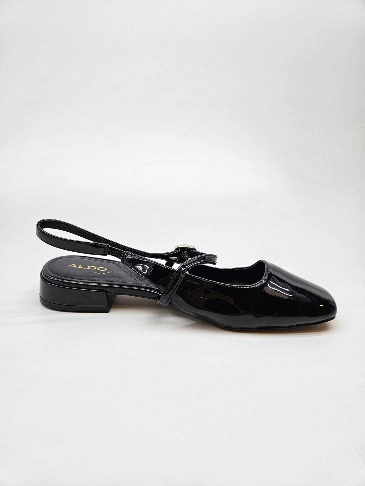 ALDO NOVI ORIGINAL SANDALI BR 39