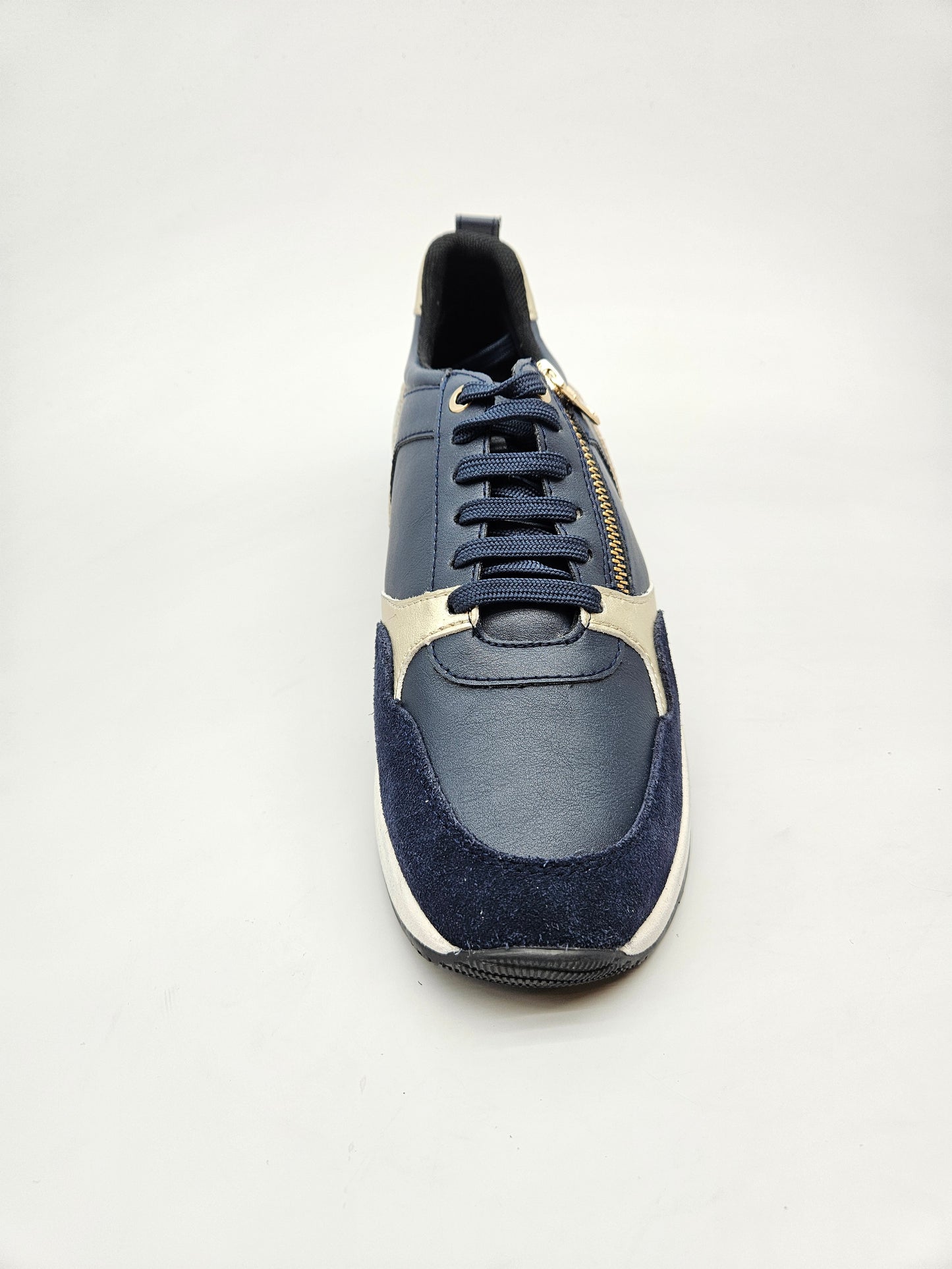 GEOX NOVI ORIGINAL PATIKI BR 38