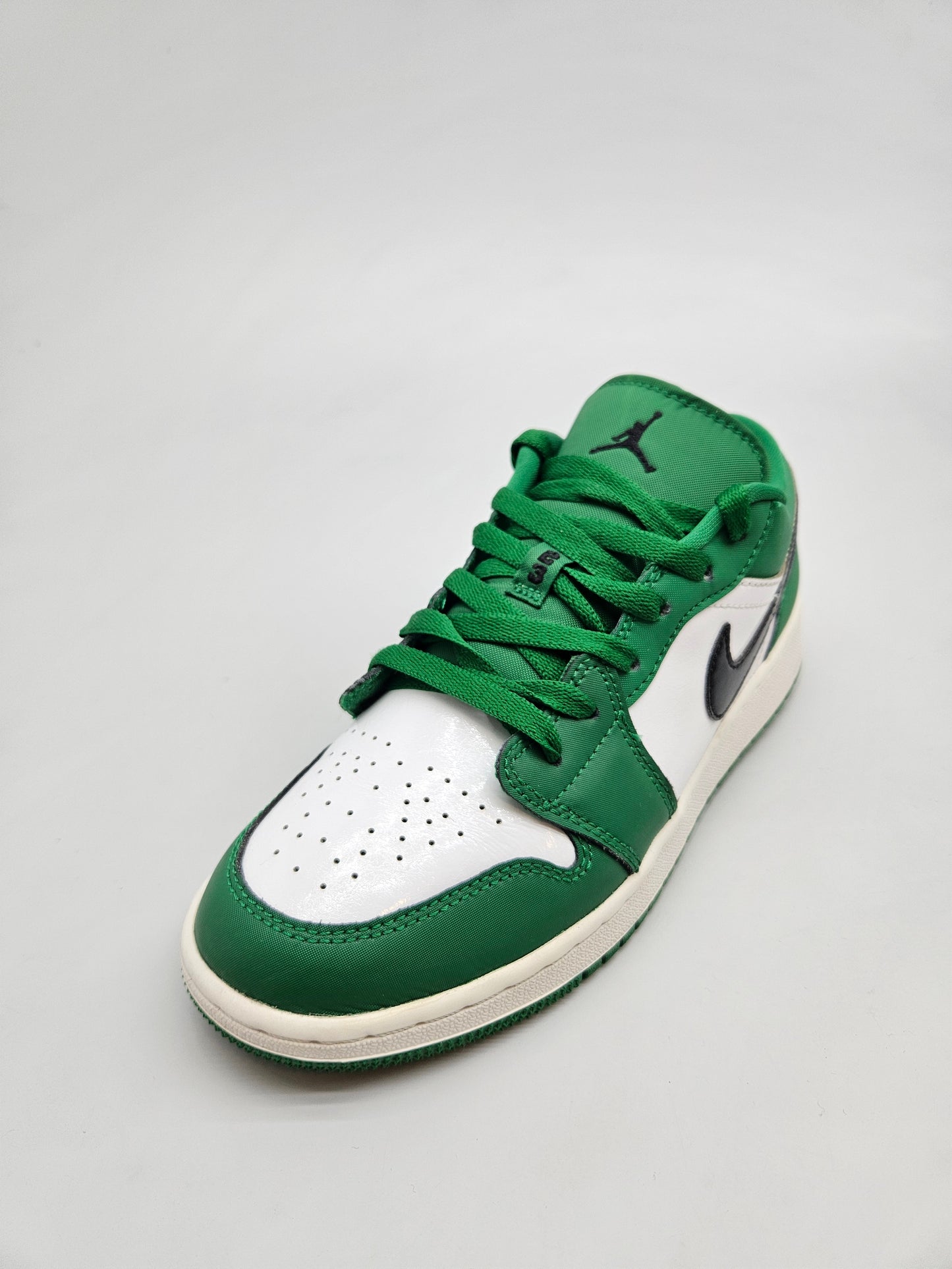 NIKE JORDAN ORIGINAL PATIKI BR 38