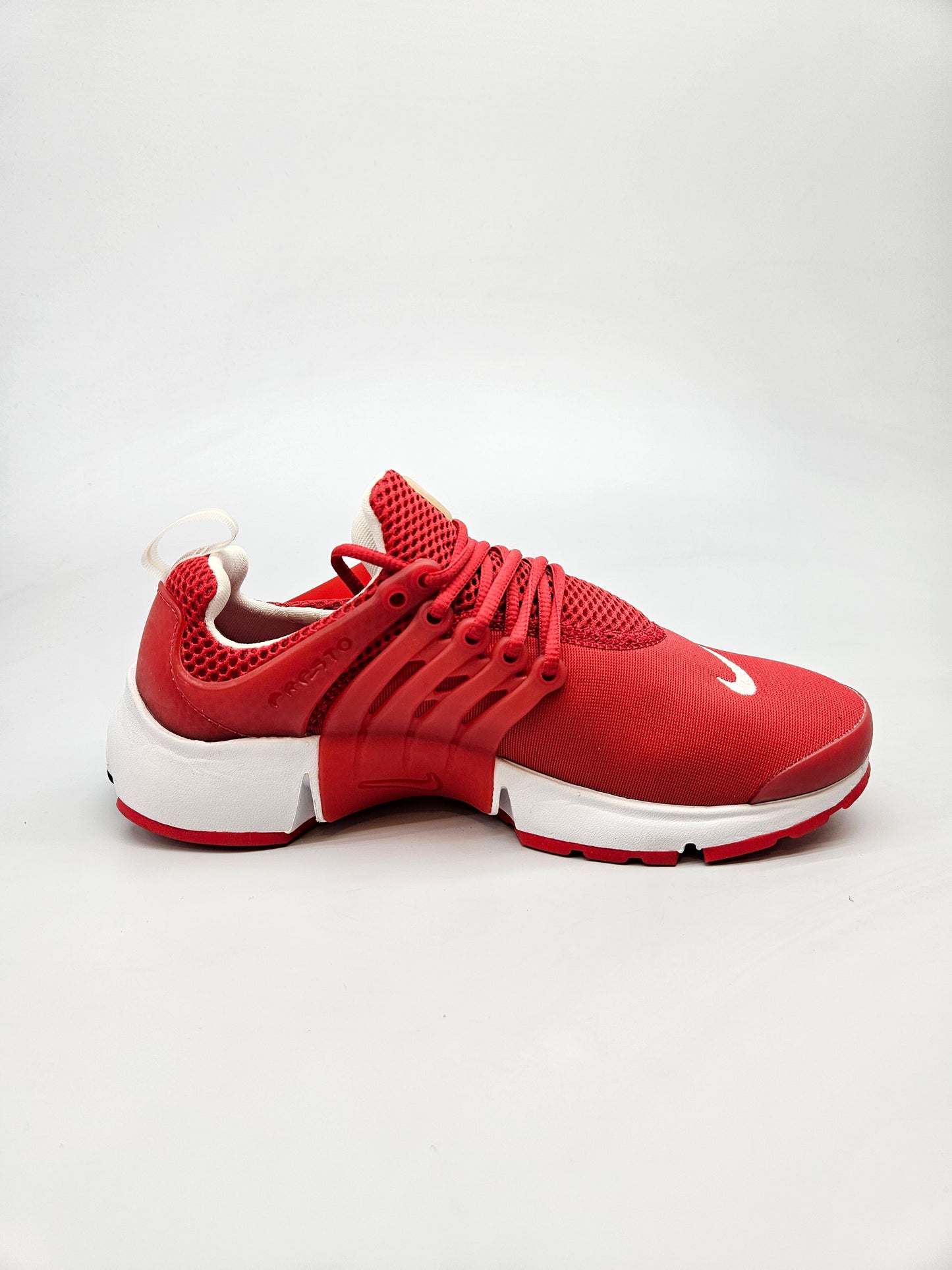 NIKE NOVI ORIGINAL PATIKI BR 38.5
