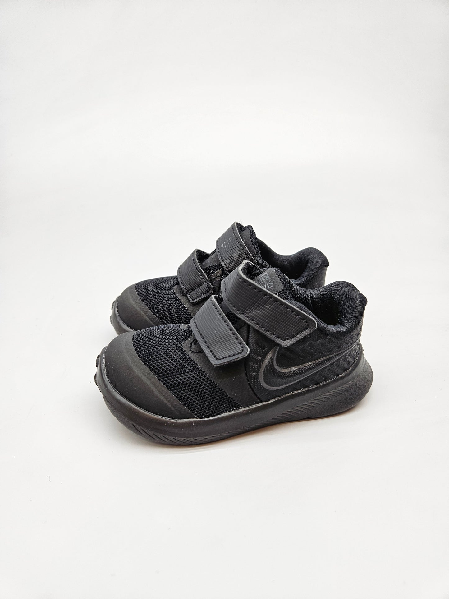 NIKE NOVI ORIGINAL PATIKI BR 19.5