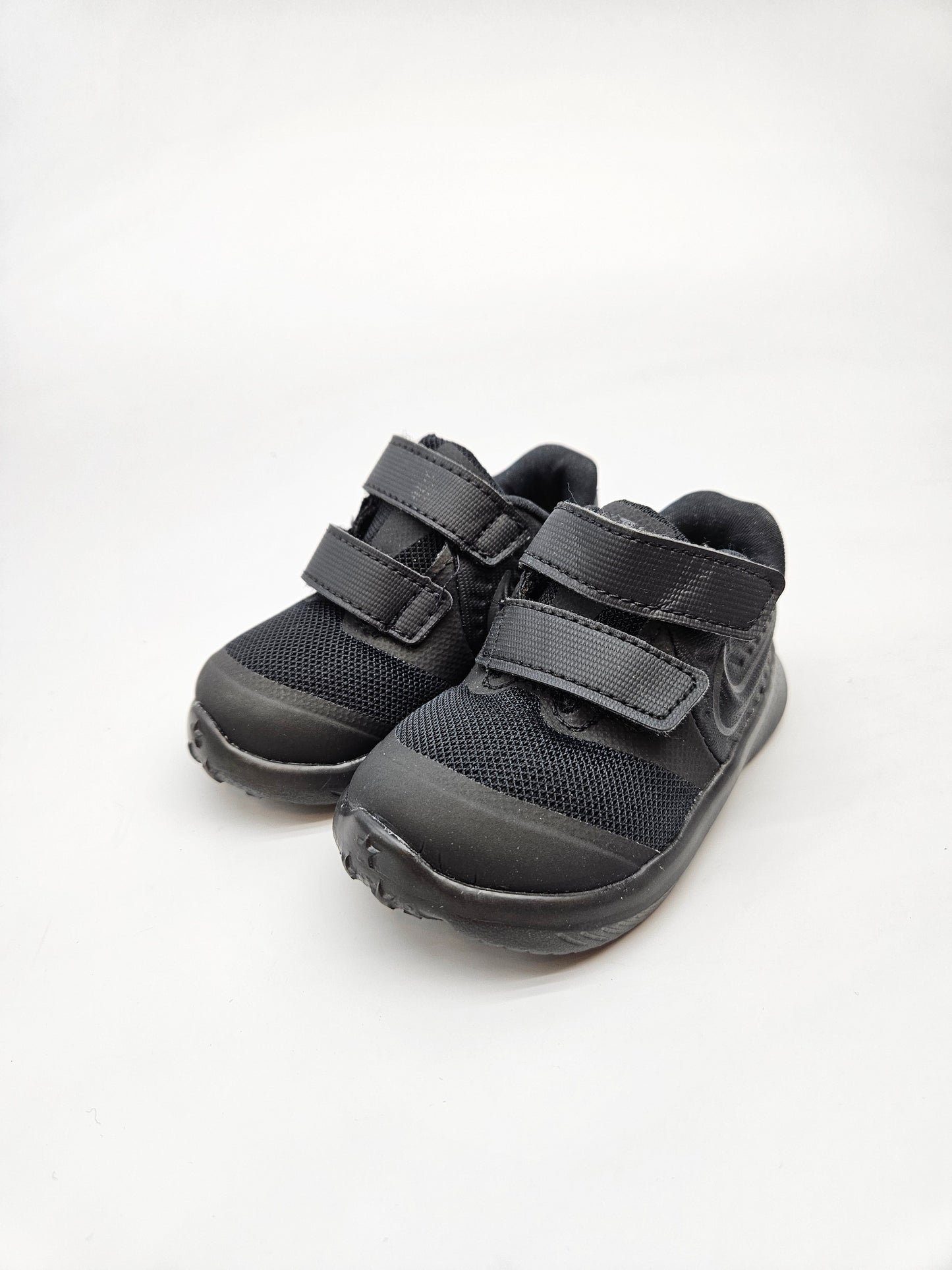 NIKE NOVI ORIGINAL PATIKI BR 19.5