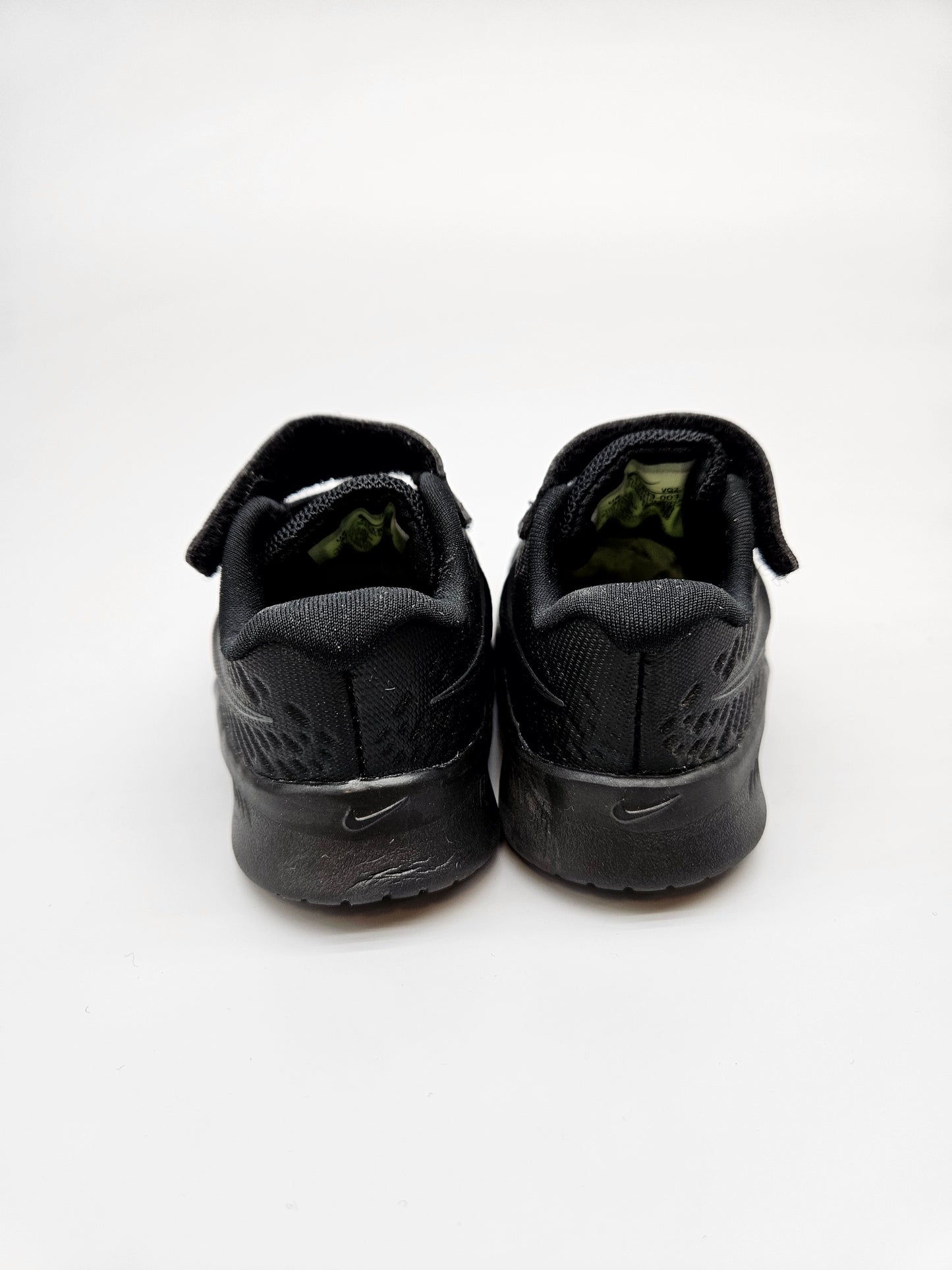 NIKE NOVI ORIGINAL PATIKI BR 19.5