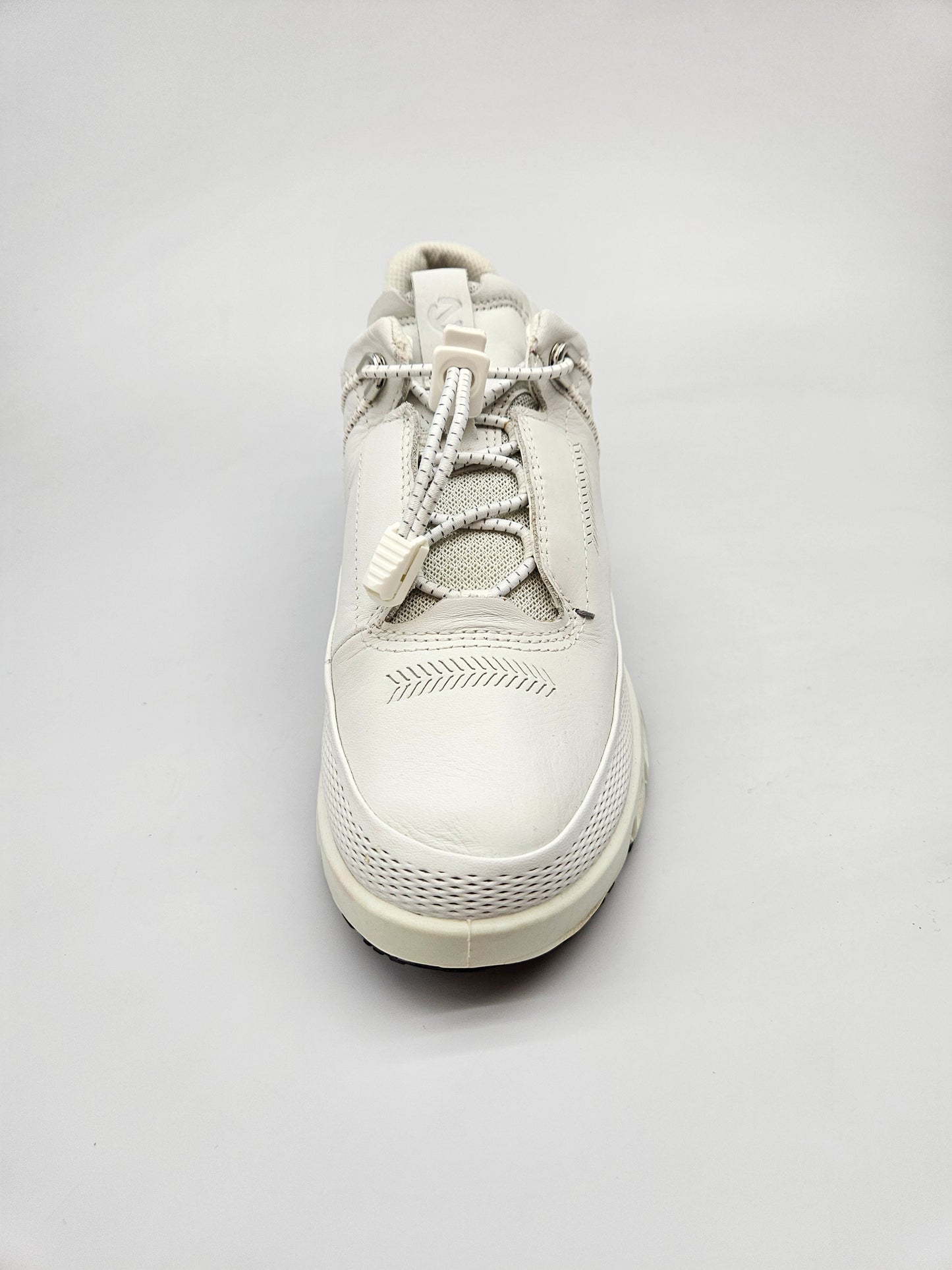 ECCO ORIGINAL KOZNI PATIKI BR 38