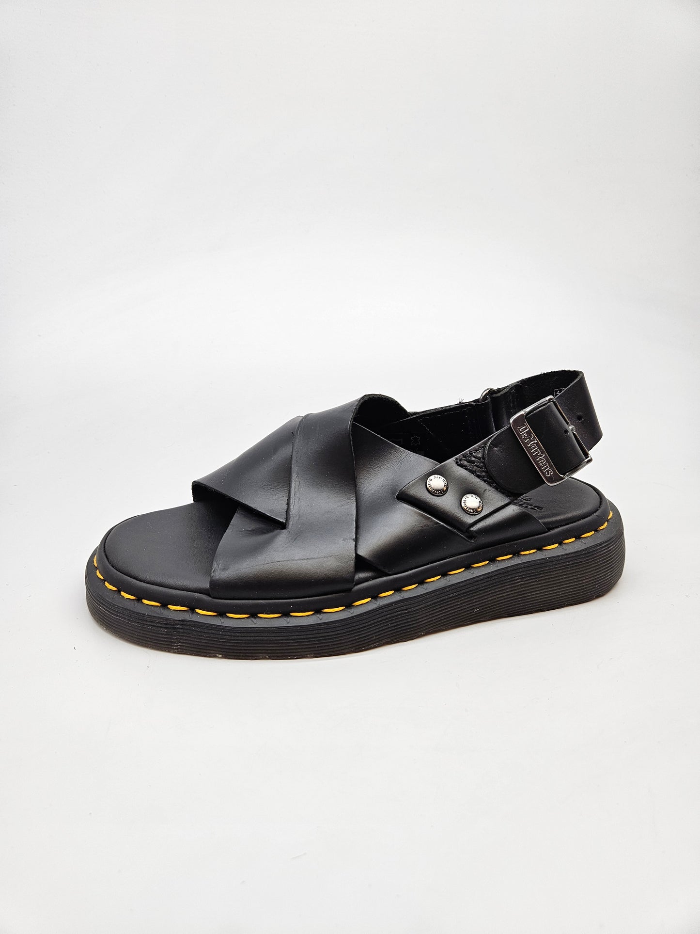 DR MARTENS ORIGINAL KOZNI SANDALI BR 37