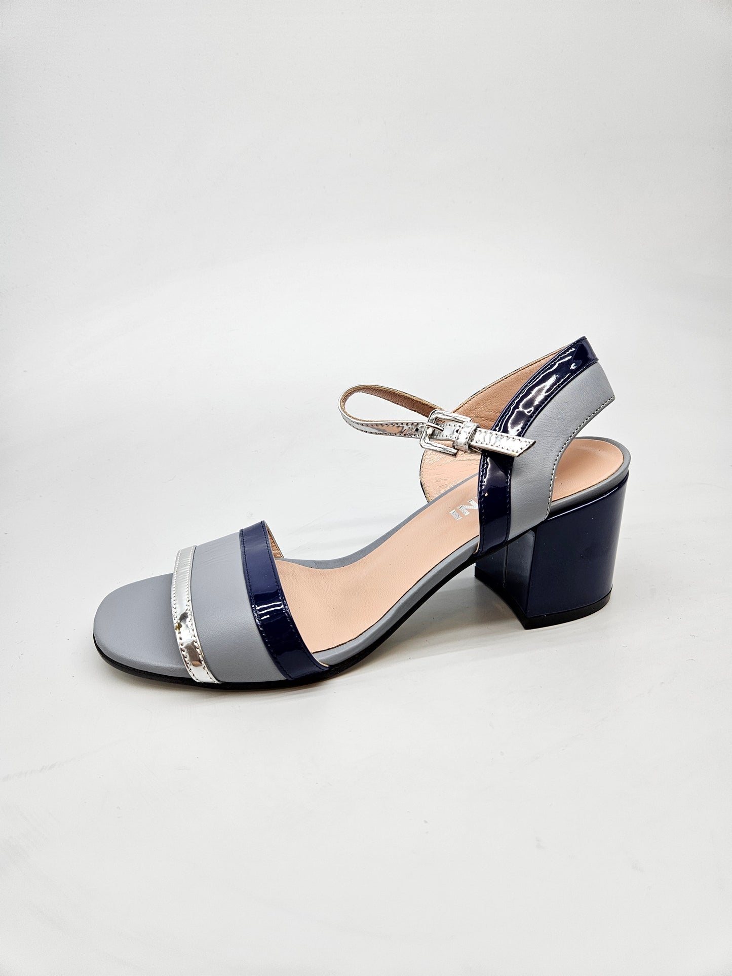 POLLINI NOVI ORIGINAL SANDALI BR 37.5