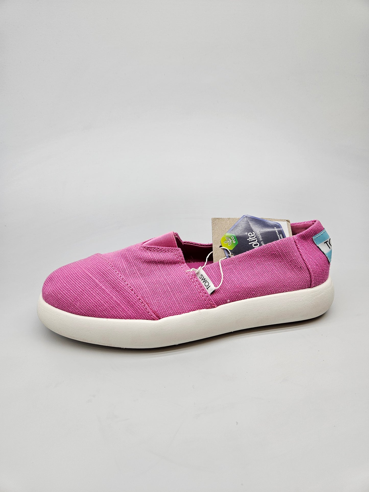 TOMS NOVI ORIGINAL PATIKI BR 38.5