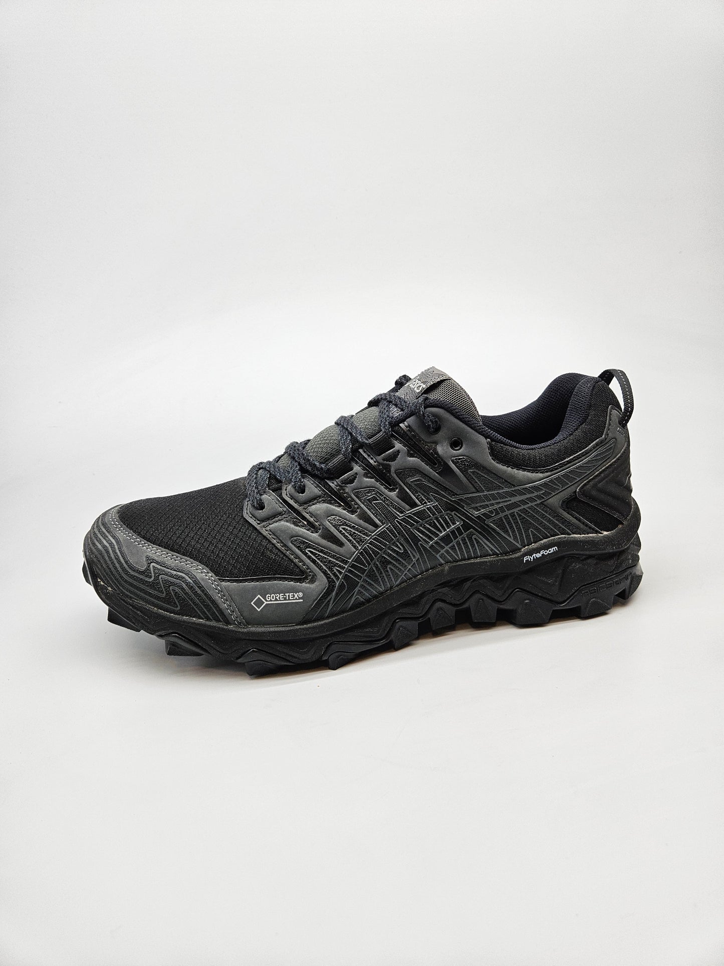 ASICS GORETEX NOVI ORIGINAL VODOTPORNI PATIKI BR 42