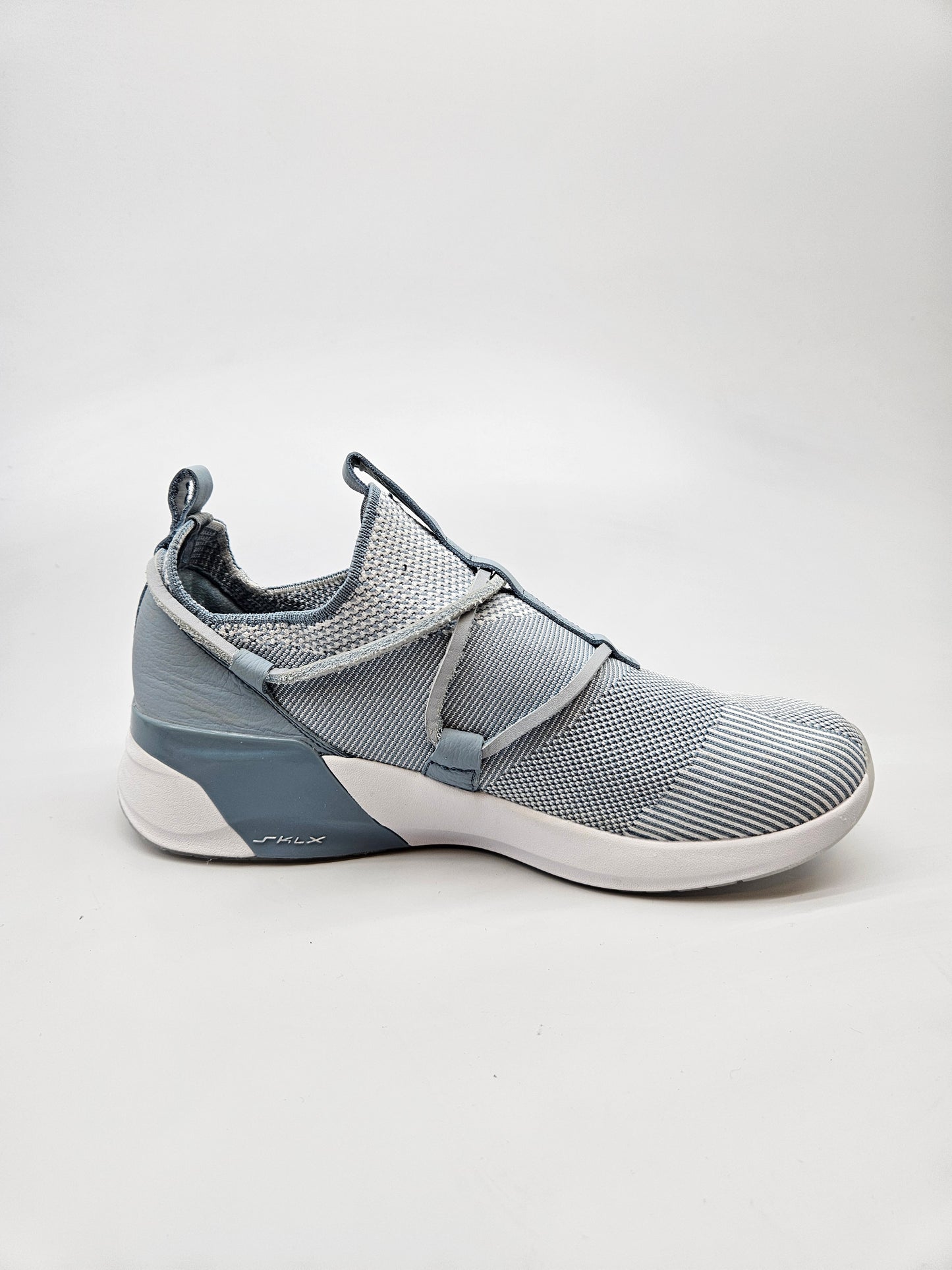 SKECHERS MEMORY ORIGINAL PATIKI BR 38.5