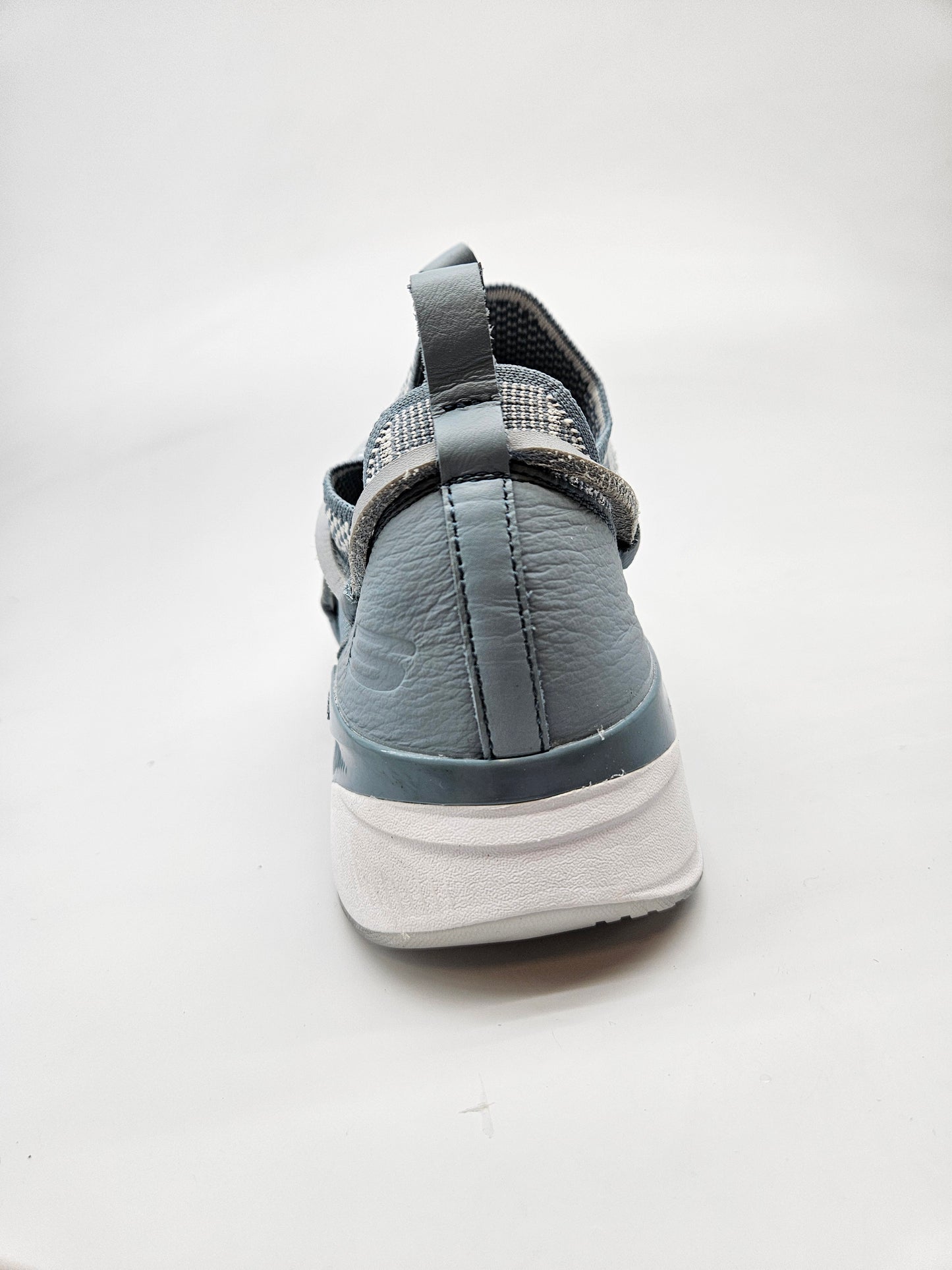 SKECHERS MEMORY ORIGINAL PATIKI BR 38.5