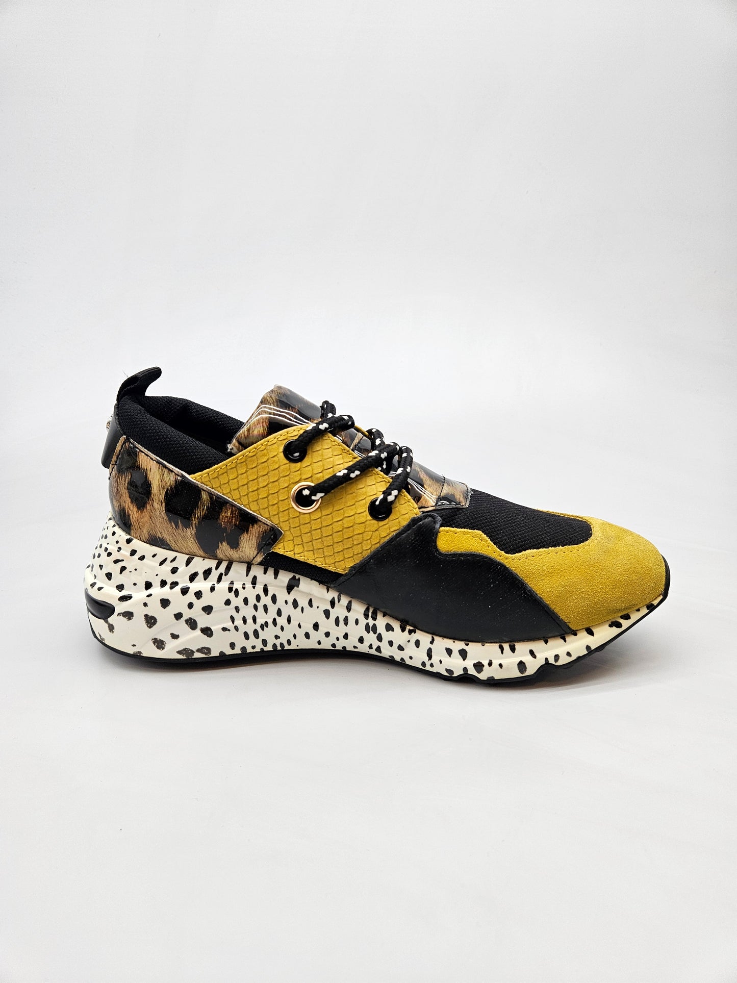 STEVE MADDEN ORIGINAL NOVI PATIKI BR 39