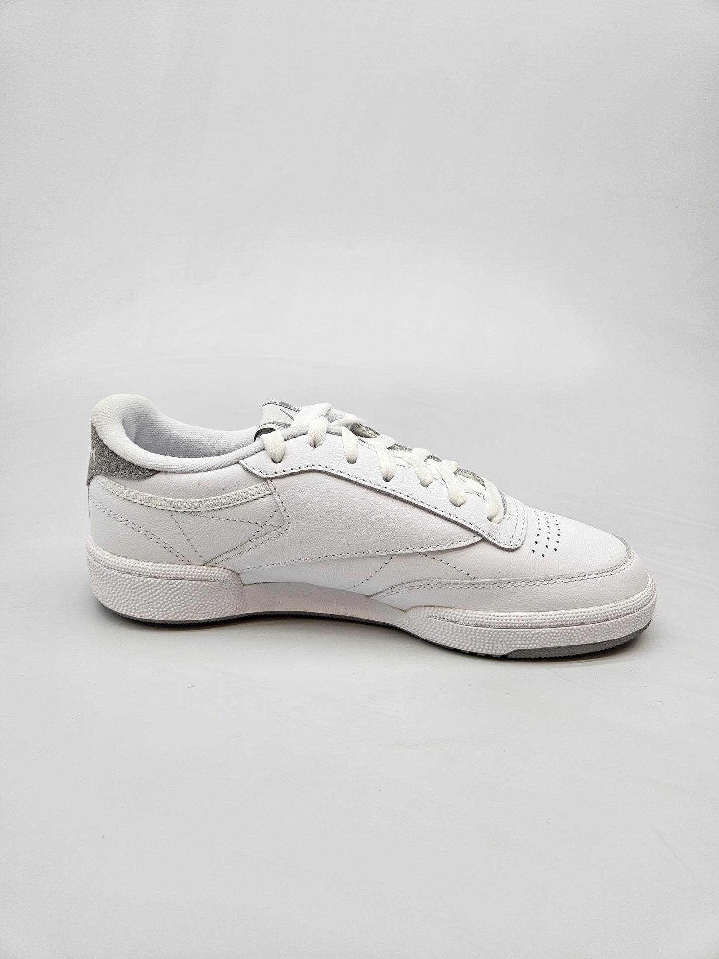 REEBOK NOVI ORIGINAL PATIKI BR 38.5