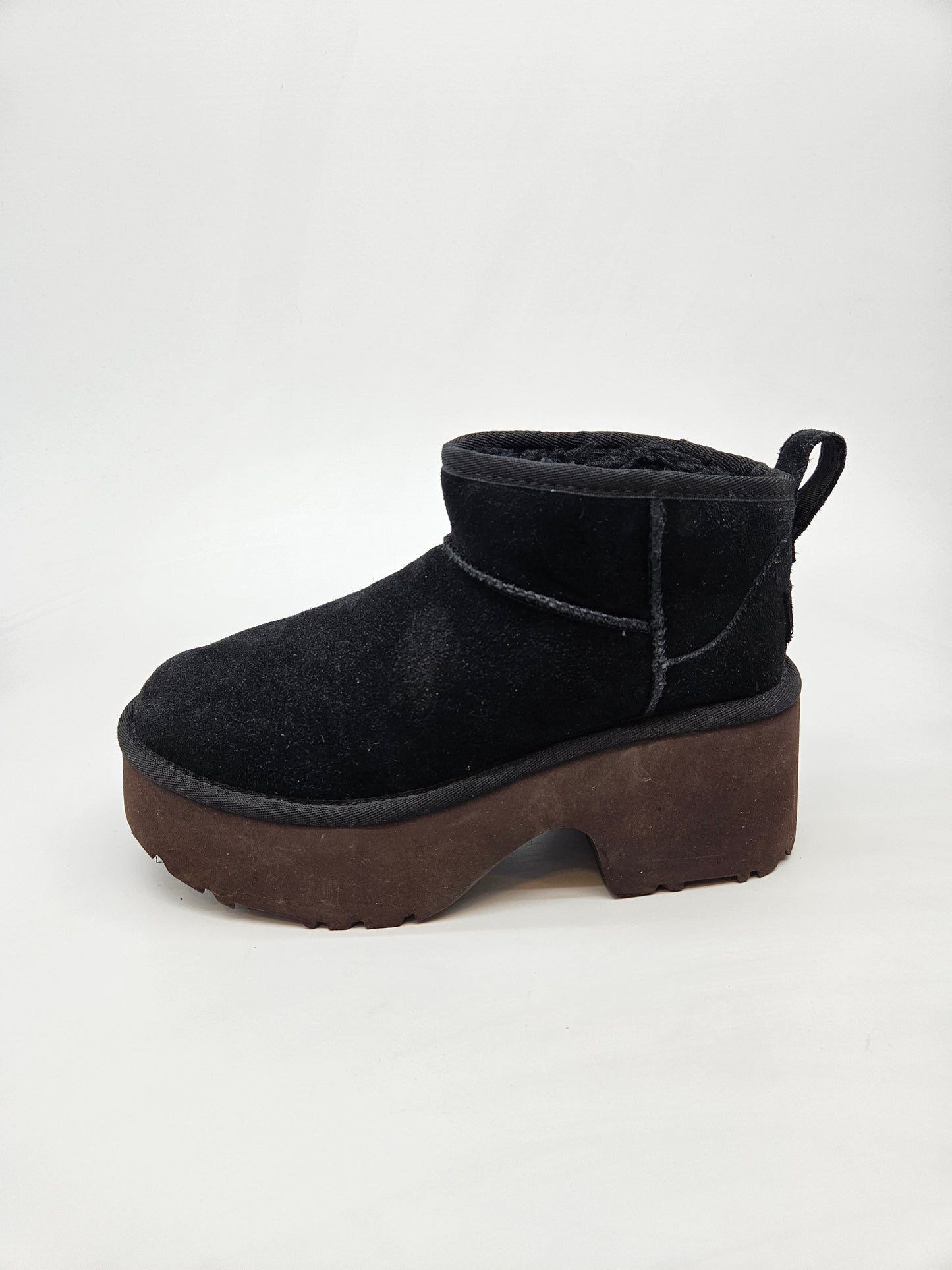 UGG AUSTRALIA ORIGINAL KOZNI CIZMI BR 38