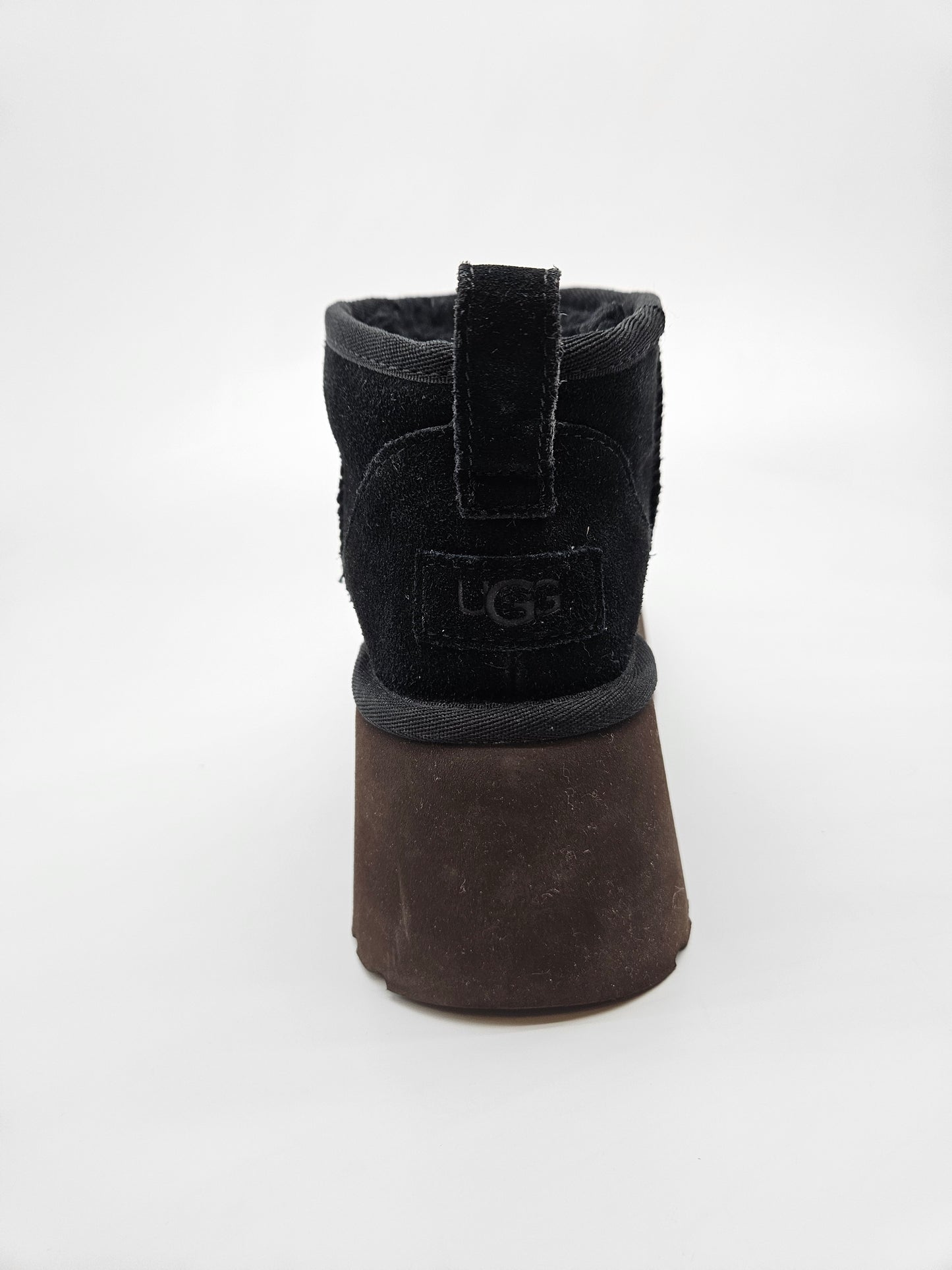 UGG AUSTRALIA ORIGINAL KOZNI CIZMI BR 38