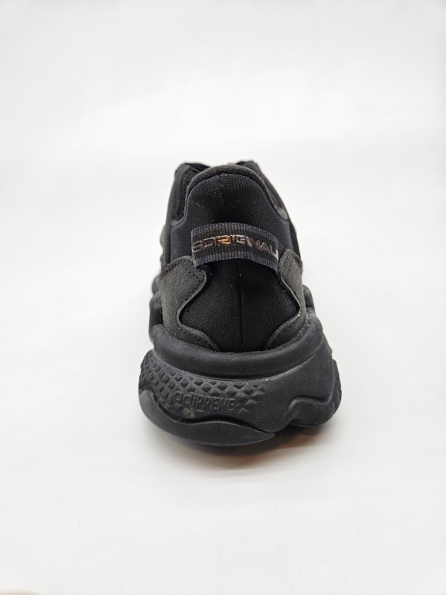 ADIDAS NOVI ORIGINAL PATIKI BR 36.5