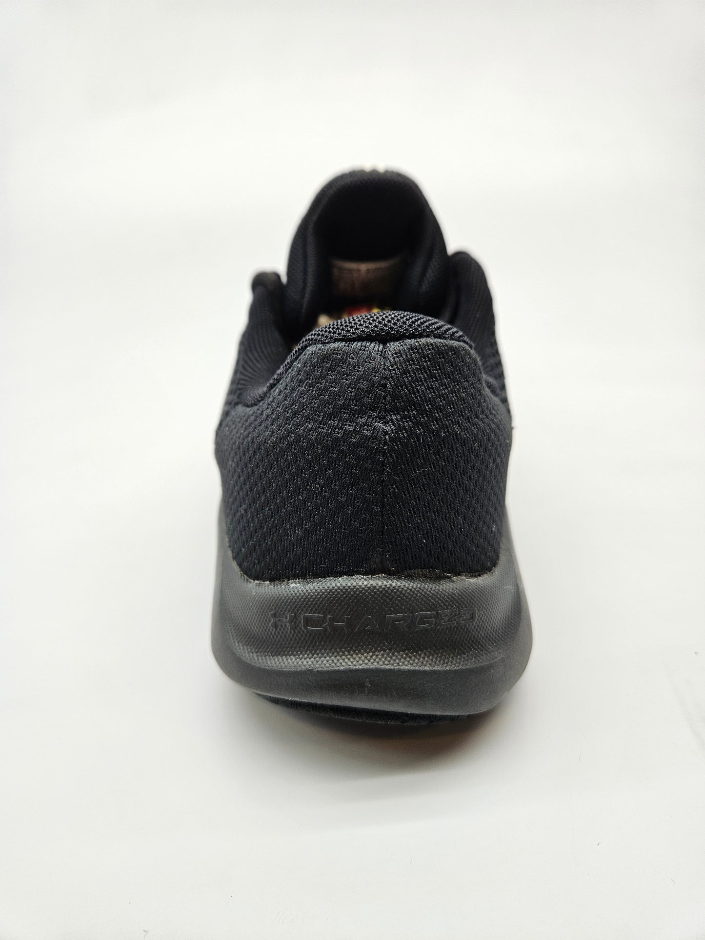 UNDER ARMOUR NOVI ORIGINAL PATIKI BR 38.5