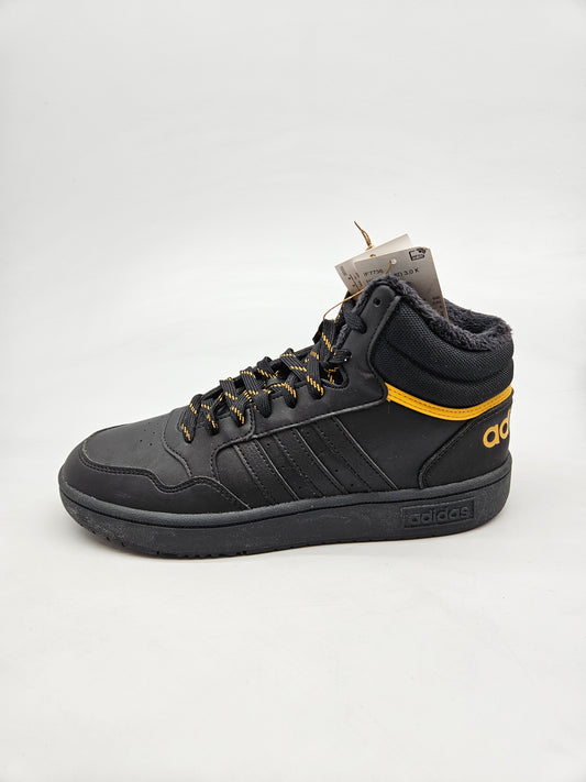ADIDAS NOVI ORIGINAL PATIKI BR 39
