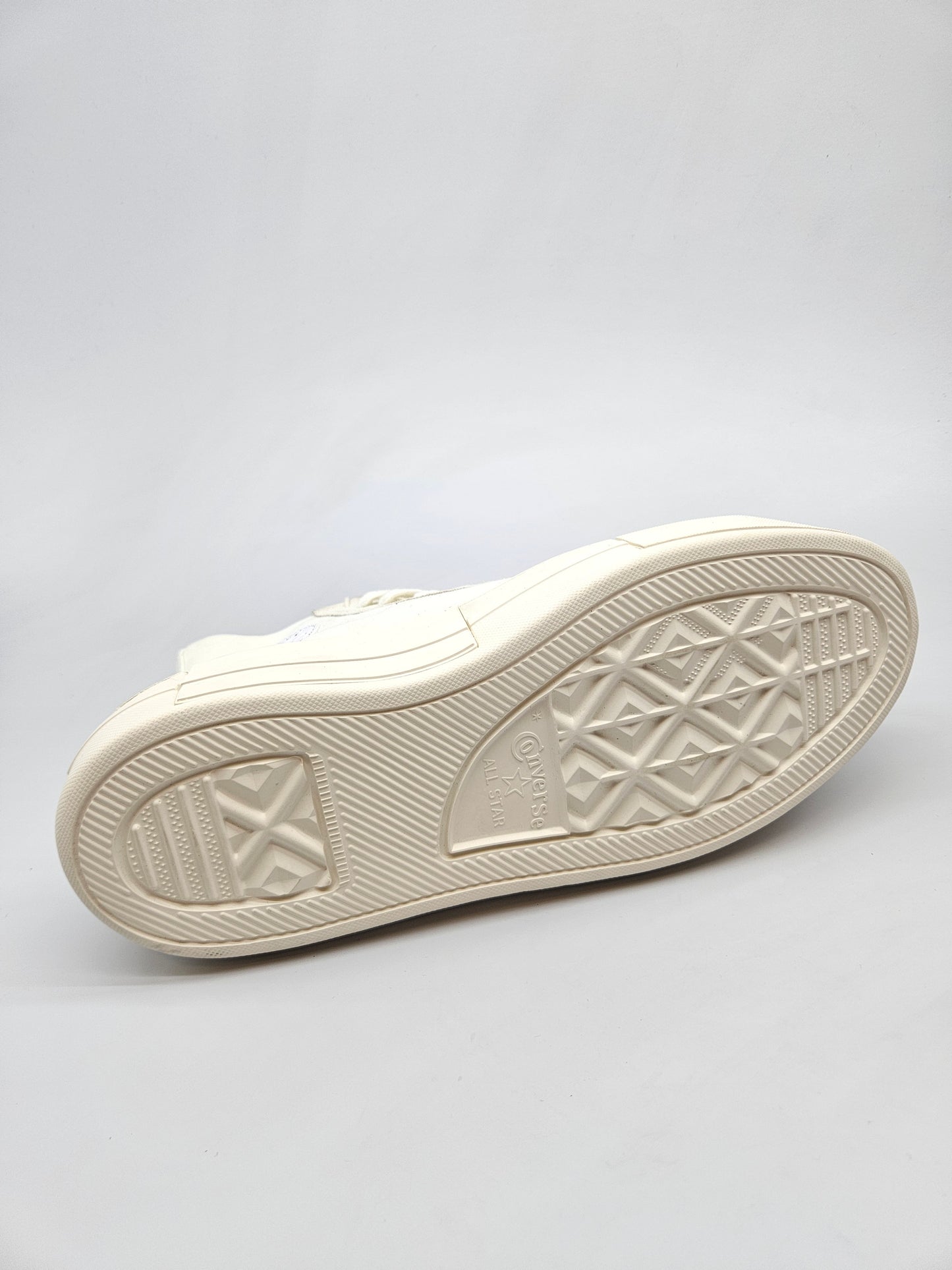 CONVERSE NOVI ORIGINAL PATIKI BR 40.5