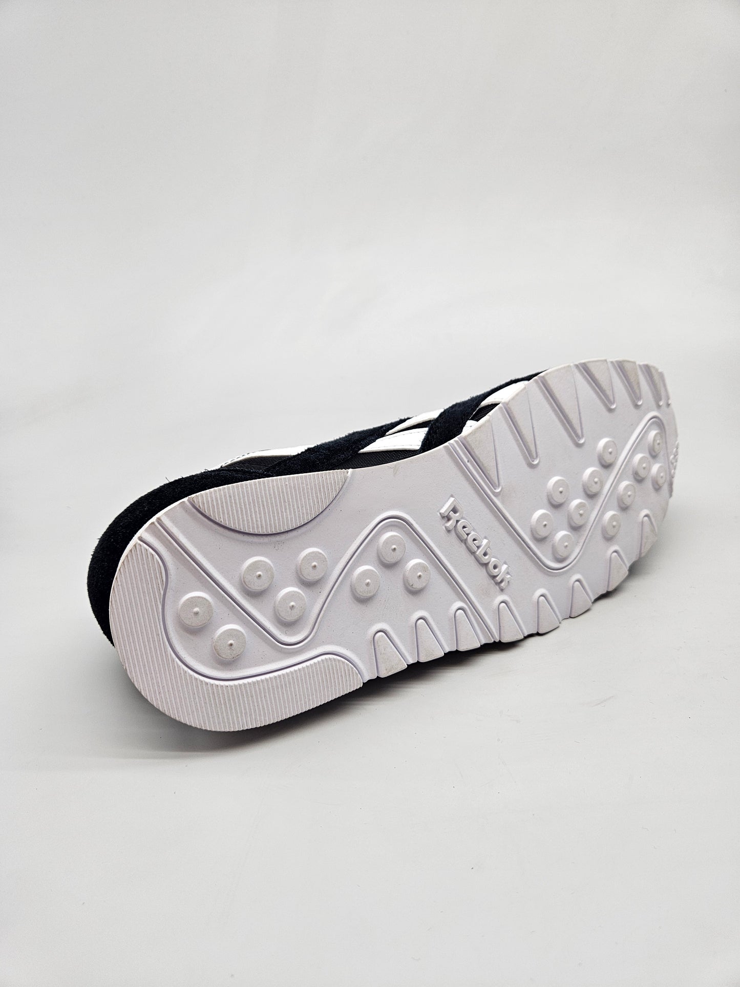 REEBOK NOVI ORIGINAL PATIKI BR 40