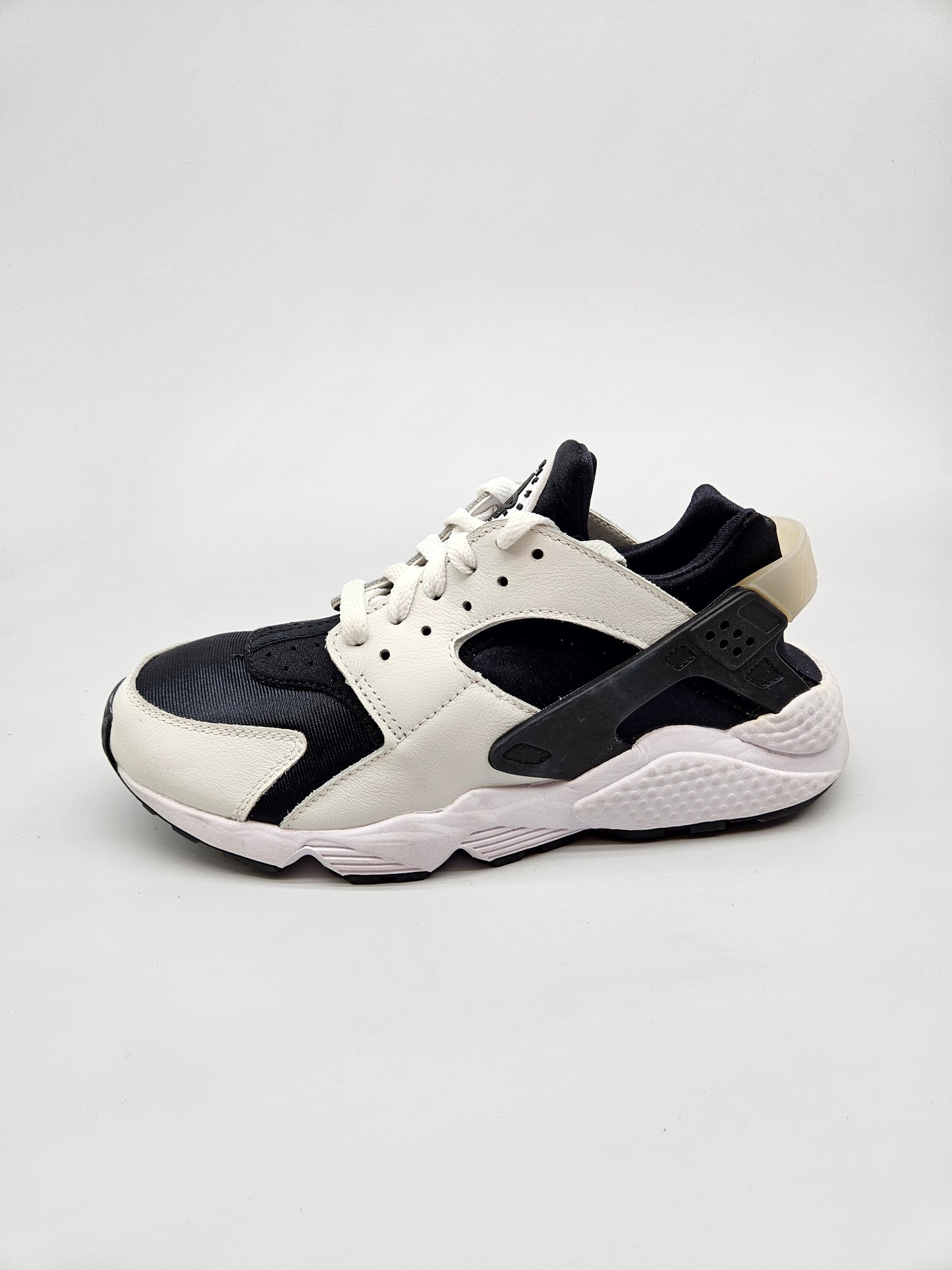 NIKE NOVI ORIGINAL PATIKI BR 40.5
