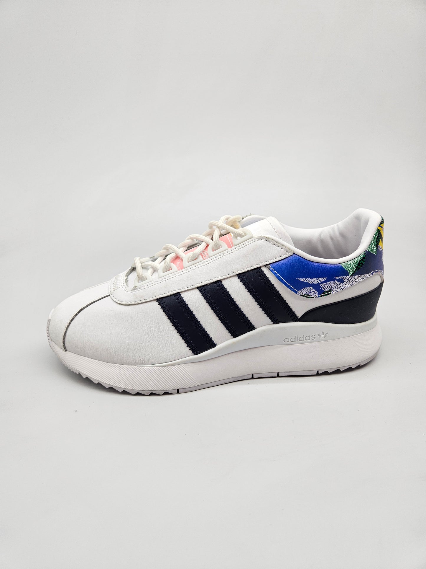 ADIDAS NOVI ORIGINAL PATIKI BR 40