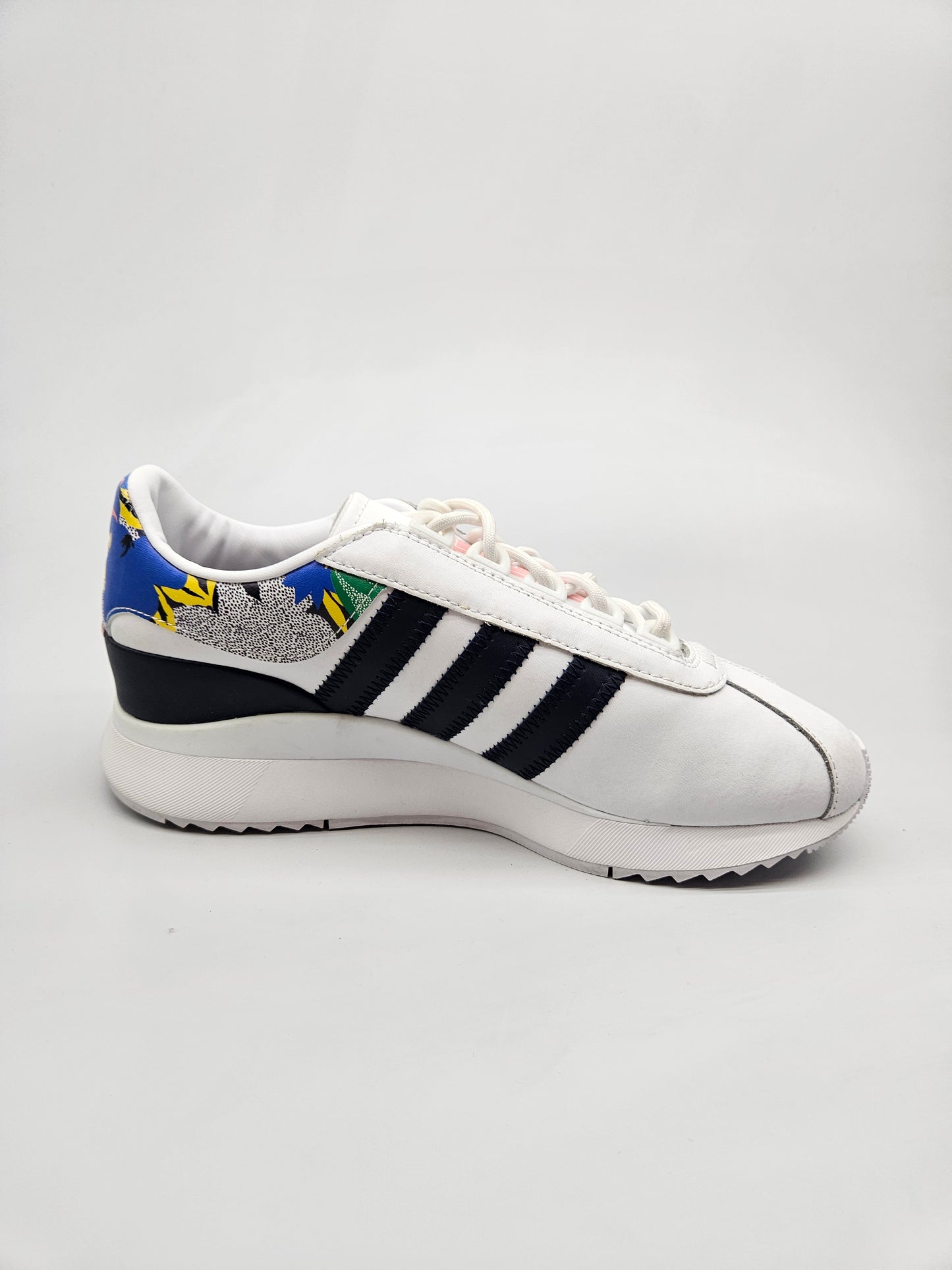 ADIDAS NOVI ORIGINAL PATIKI BR 40