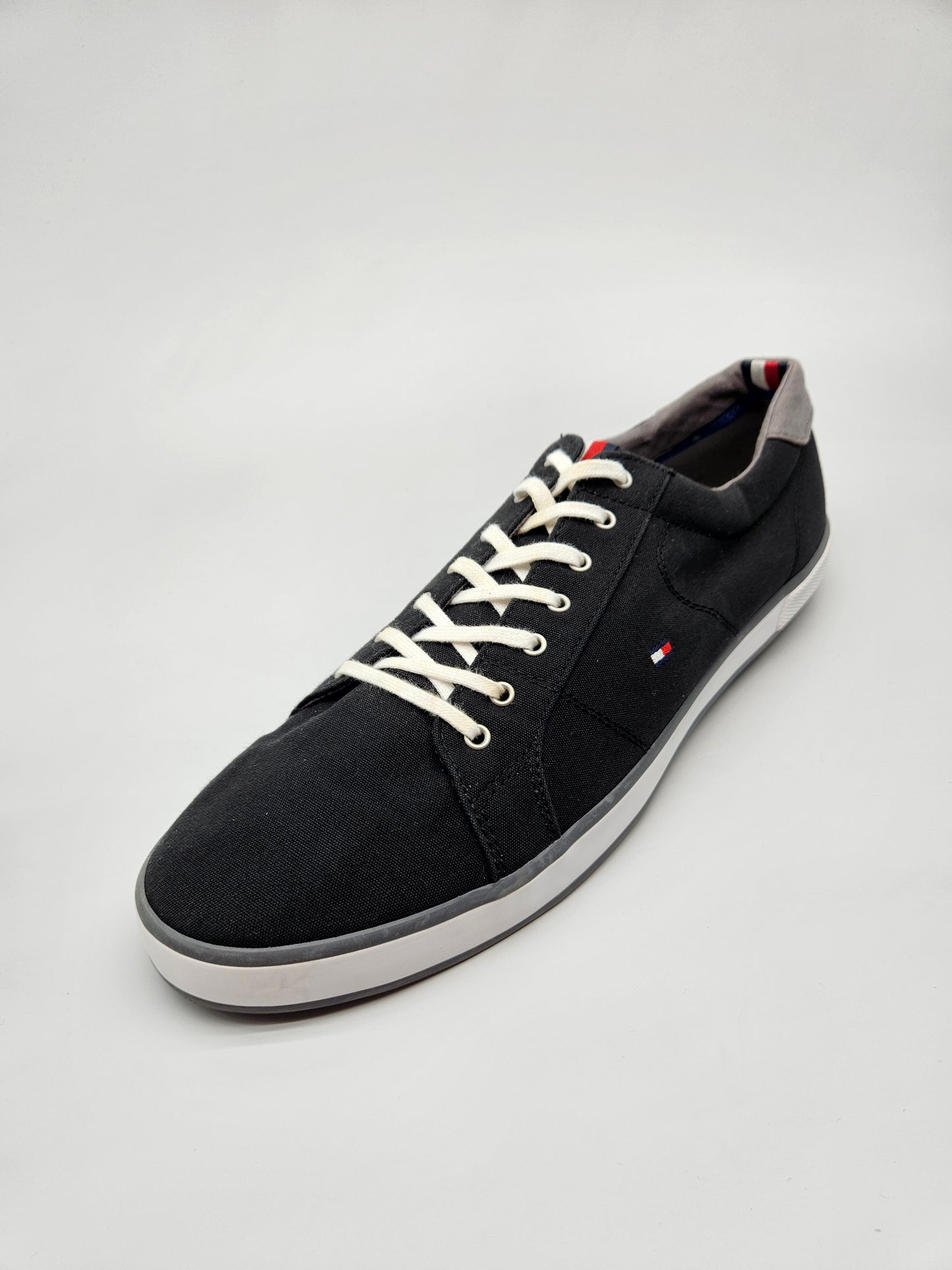 TOMMY HILFIGER ORIGINAL PATIKI BR 48