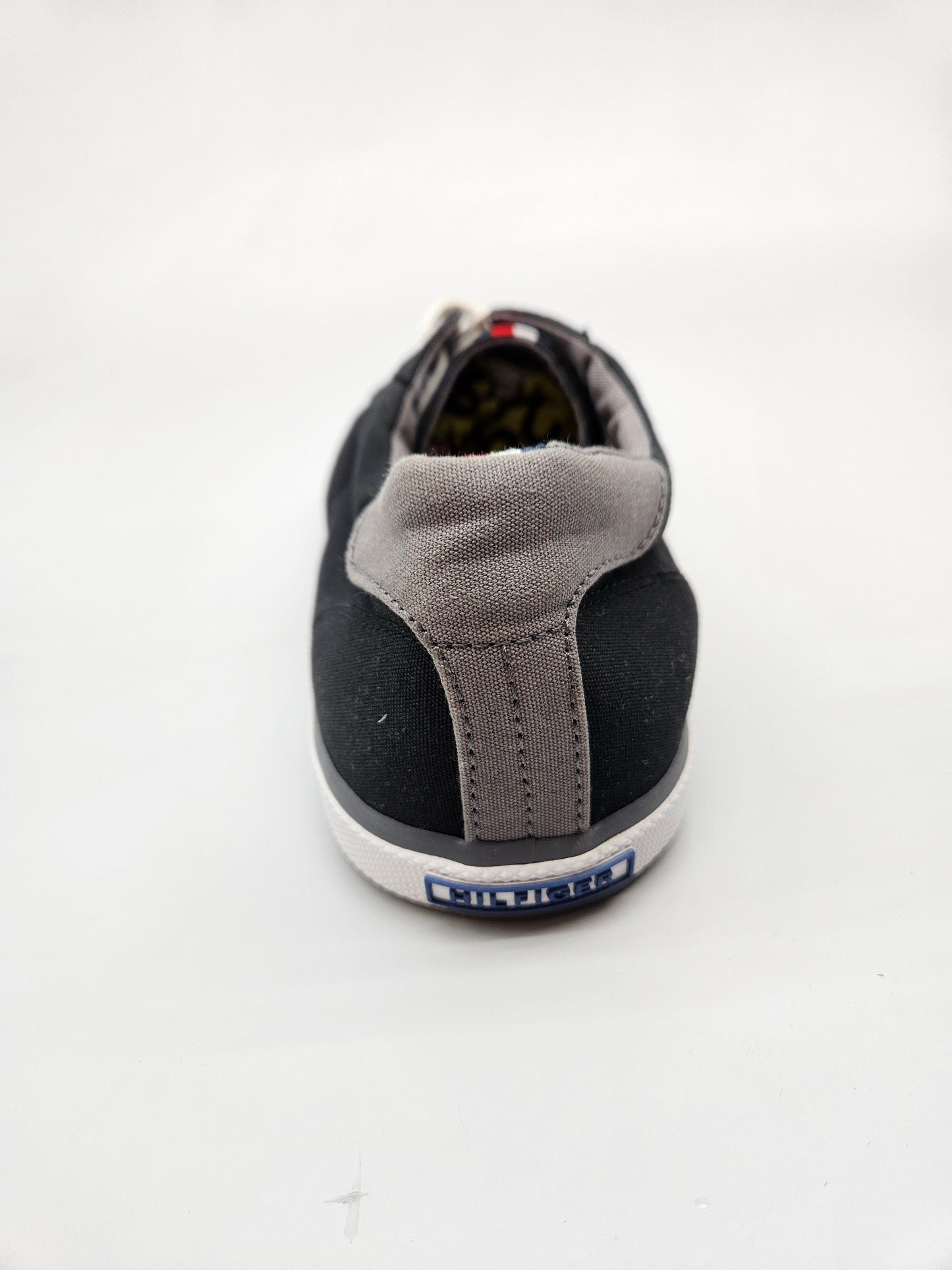 TOMMY HILFIGER ORIGINAL PATIKI BR 48