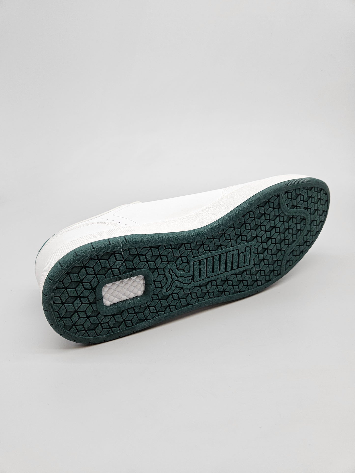 PUMA NOVI ORIGINAL PATIKI BR 42.5