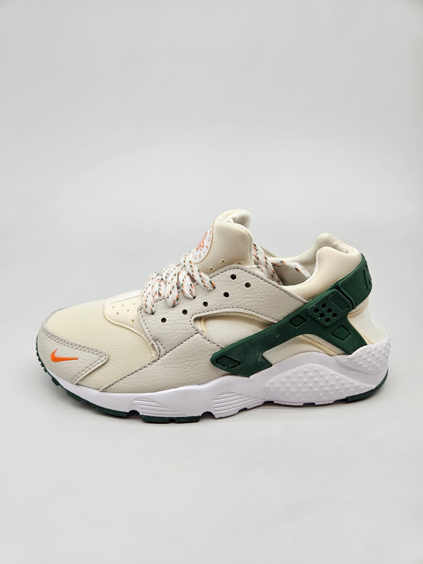 NIKE NOVI ORIGINAL PATIKI BR 38.5