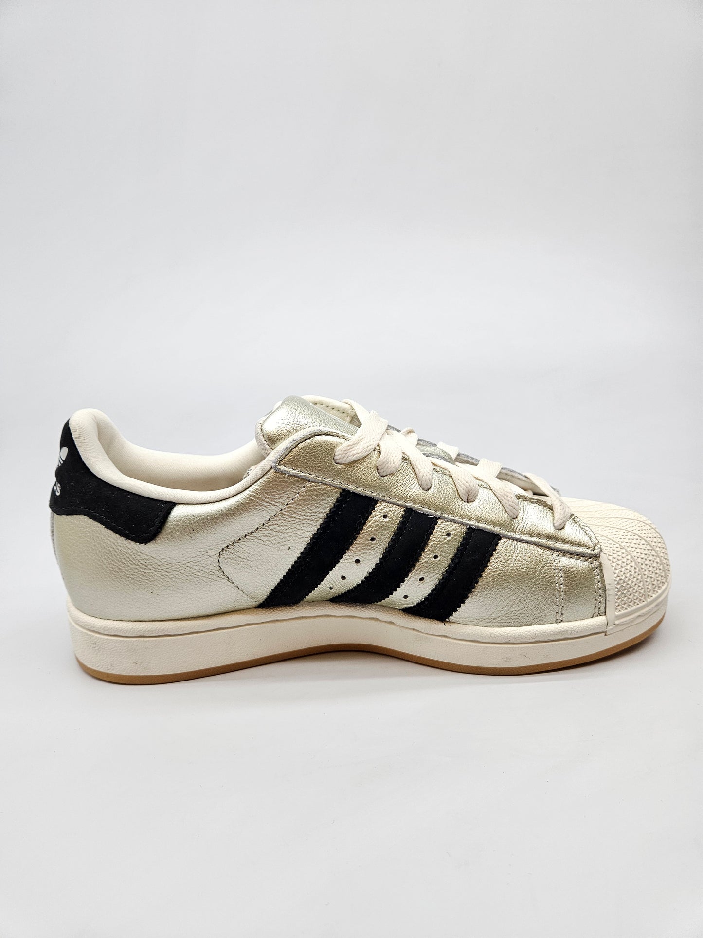 ADIDAS NOVI ORIGINAL PATIKI BR 39