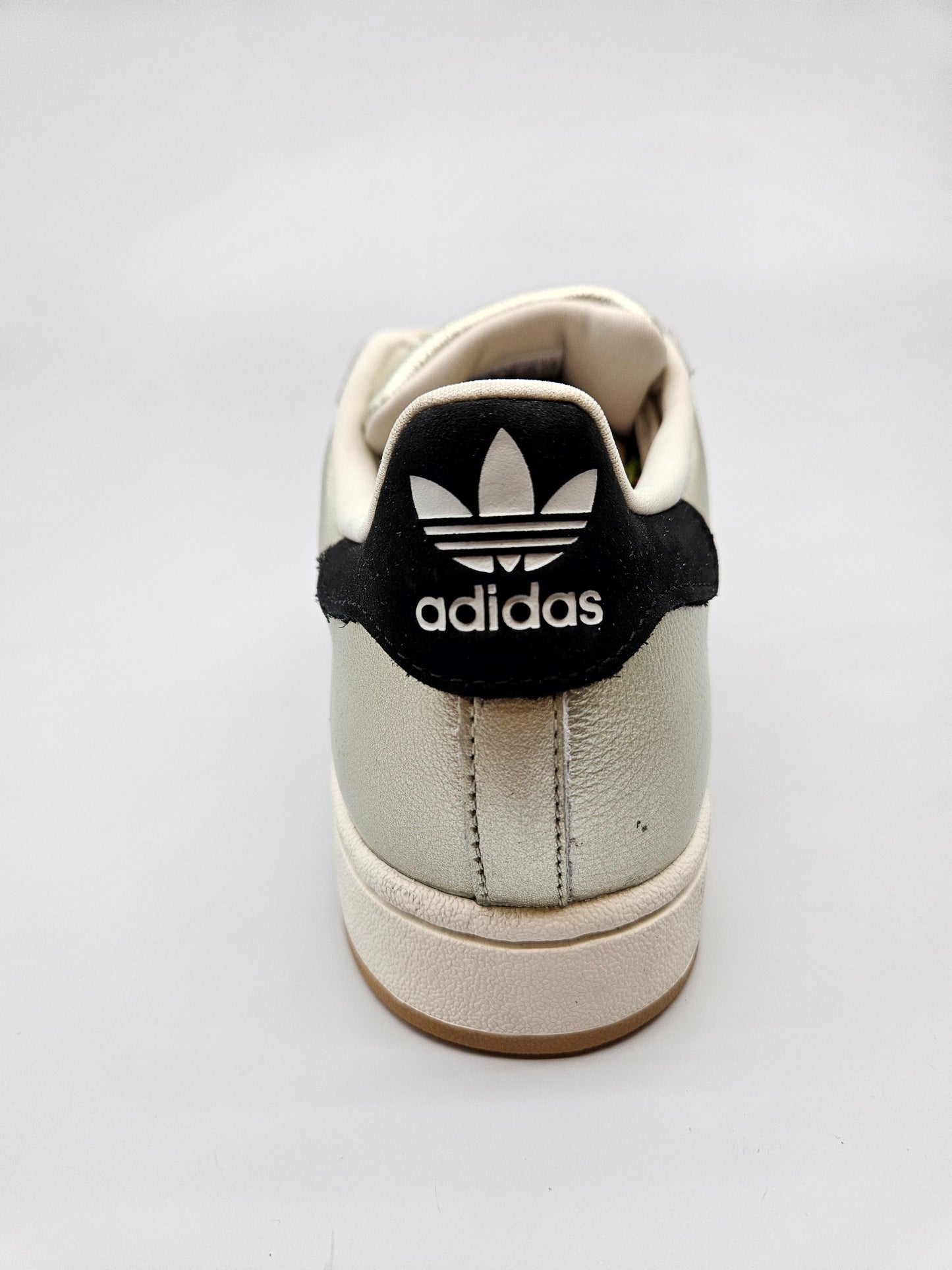 ADIDAS NOVI ORIGINAL PATIKI BR 39